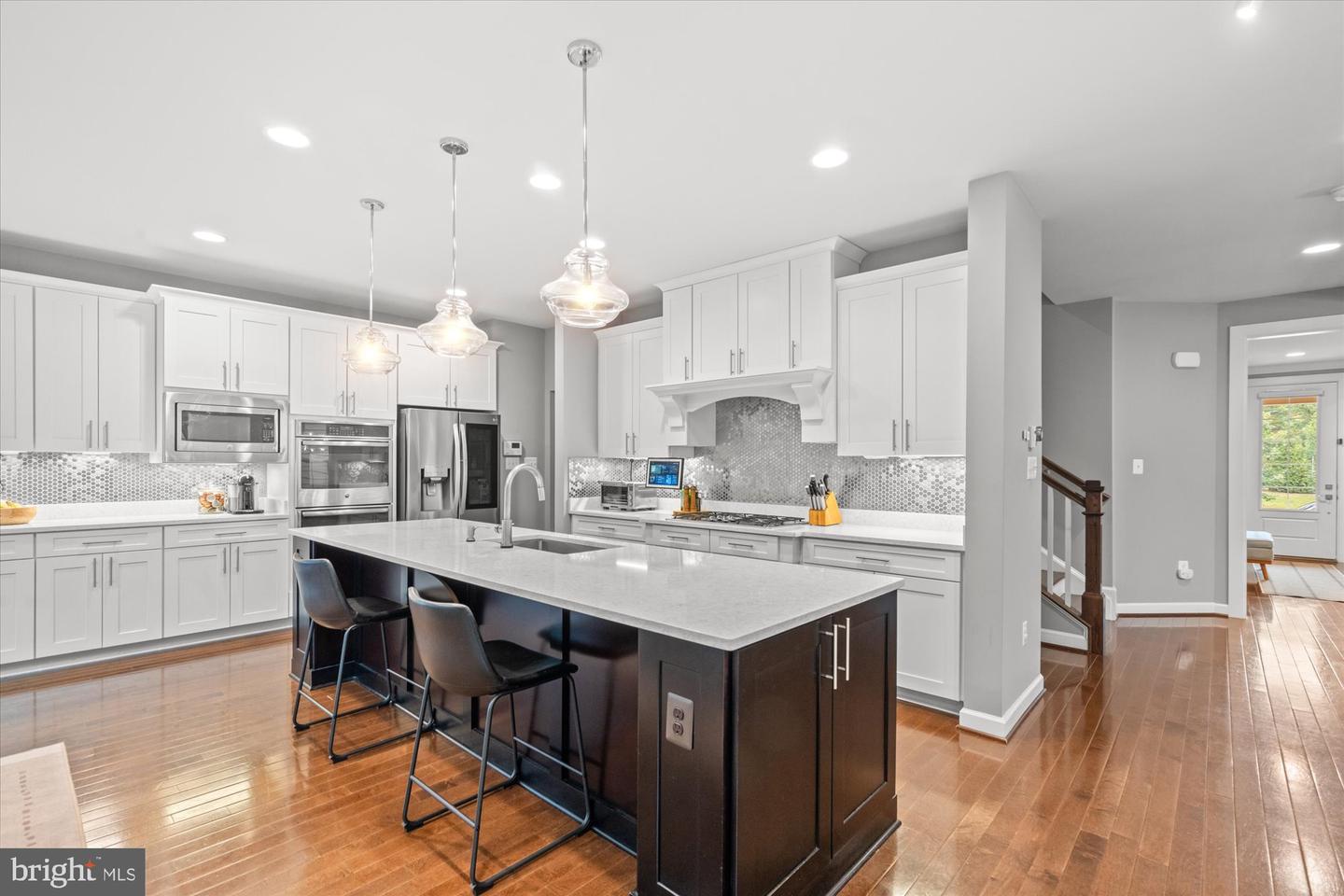 9091 BEAR BRANCH PL, FAIRFAX, Virginia 22031, 5 Bedrooms Bedrooms, ,5 BathroomsBathrooms,Residential,For sale,9091 BEAR BRANCH PL,VAFX2280810 MLS # VAFX2280810