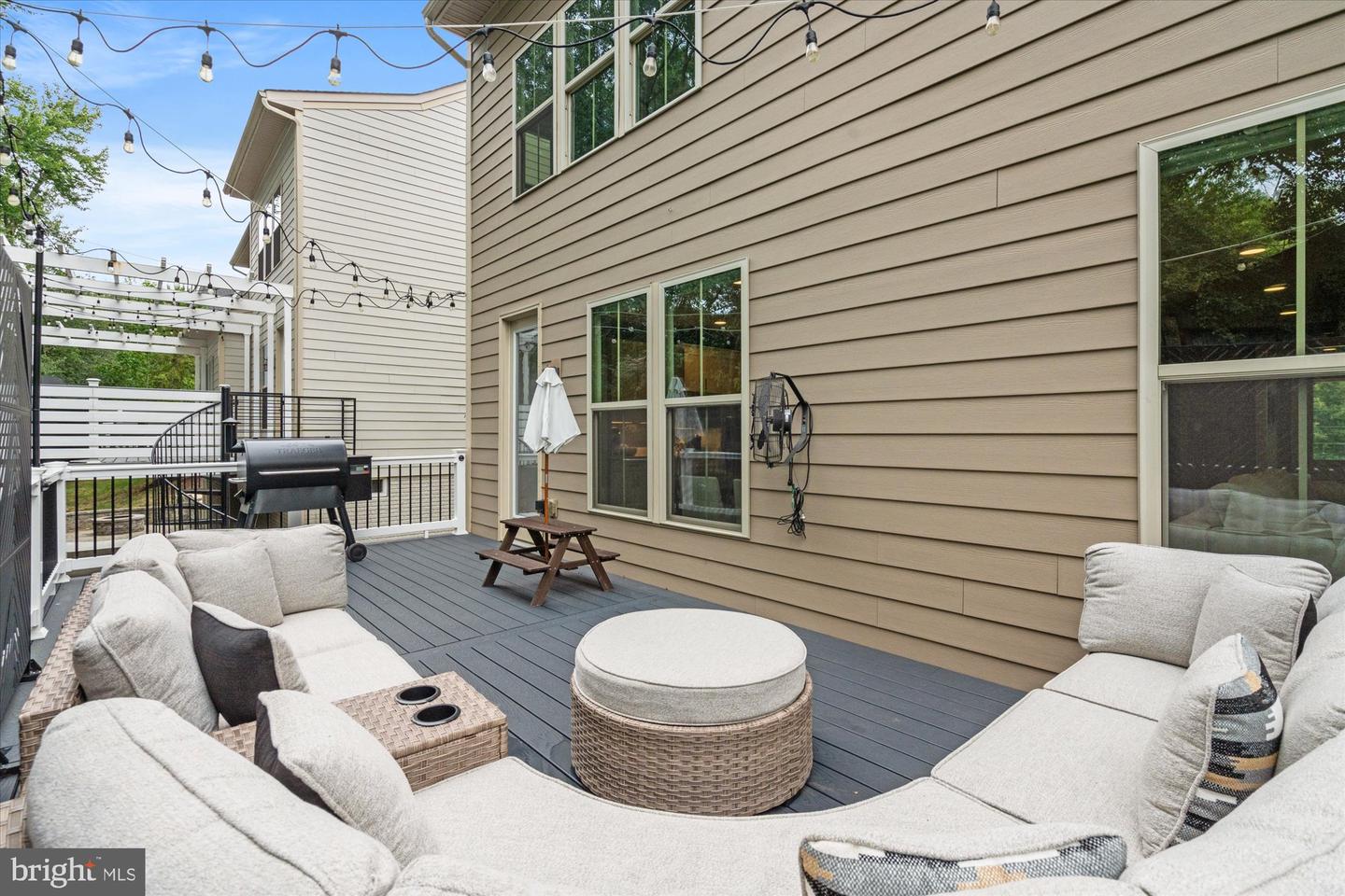 9091 BEAR BRANCH PL, FAIRFAX, Virginia 22031, 5 Bedrooms Bedrooms, ,5 BathroomsBathrooms,Residential,For sale,9091 BEAR BRANCH PL,VAFX2280810 MLS # VAFX2280810