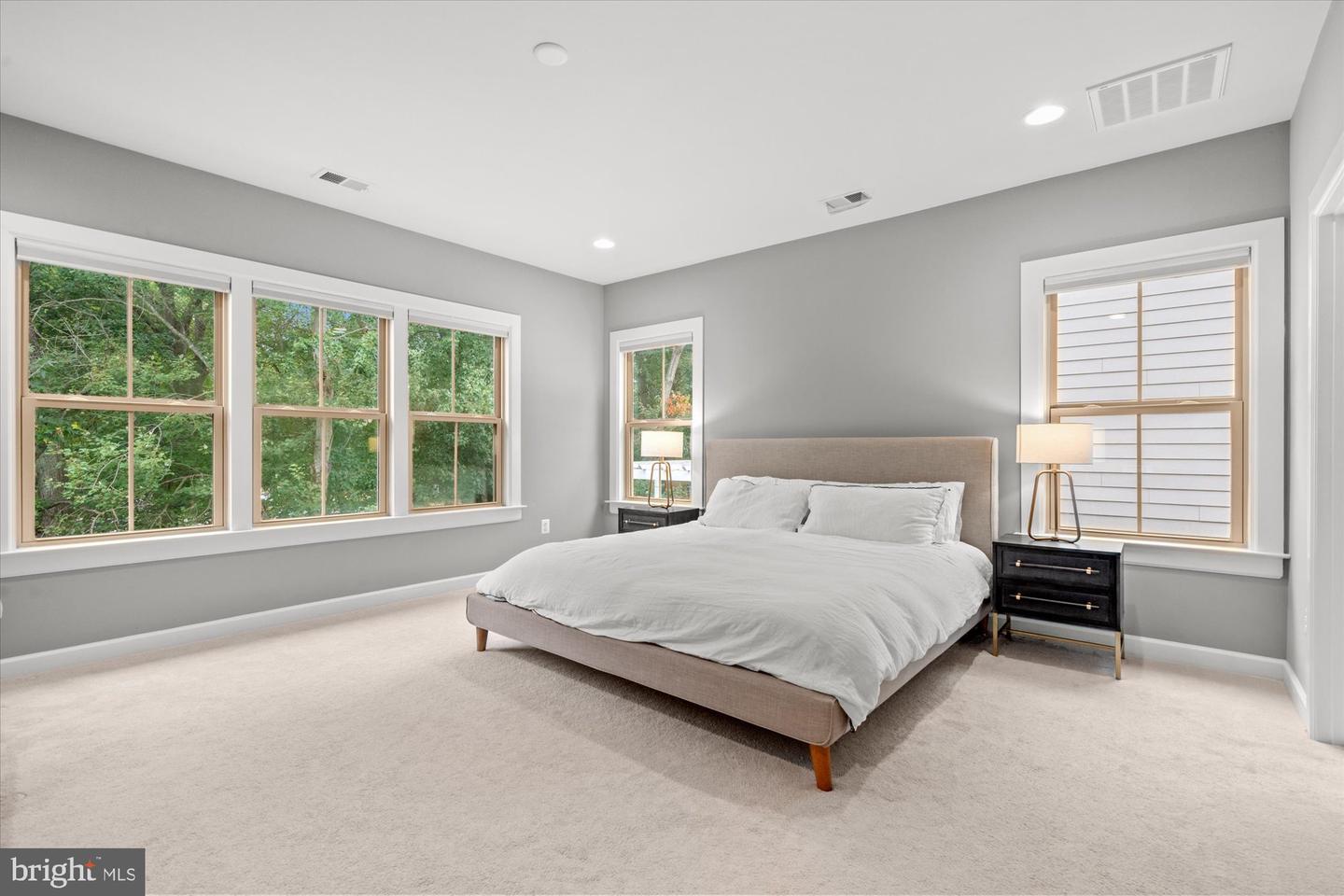 9091 BEAR BRANCH PL, FAIRFAX, Virginia 22031, 5 Bedrooms Bedrooms, ,5 BathroomsBathrooms,Residential,For sale,9091 BEAR BRANCH PL,VAFX2280810 MLS # VAFX2280810