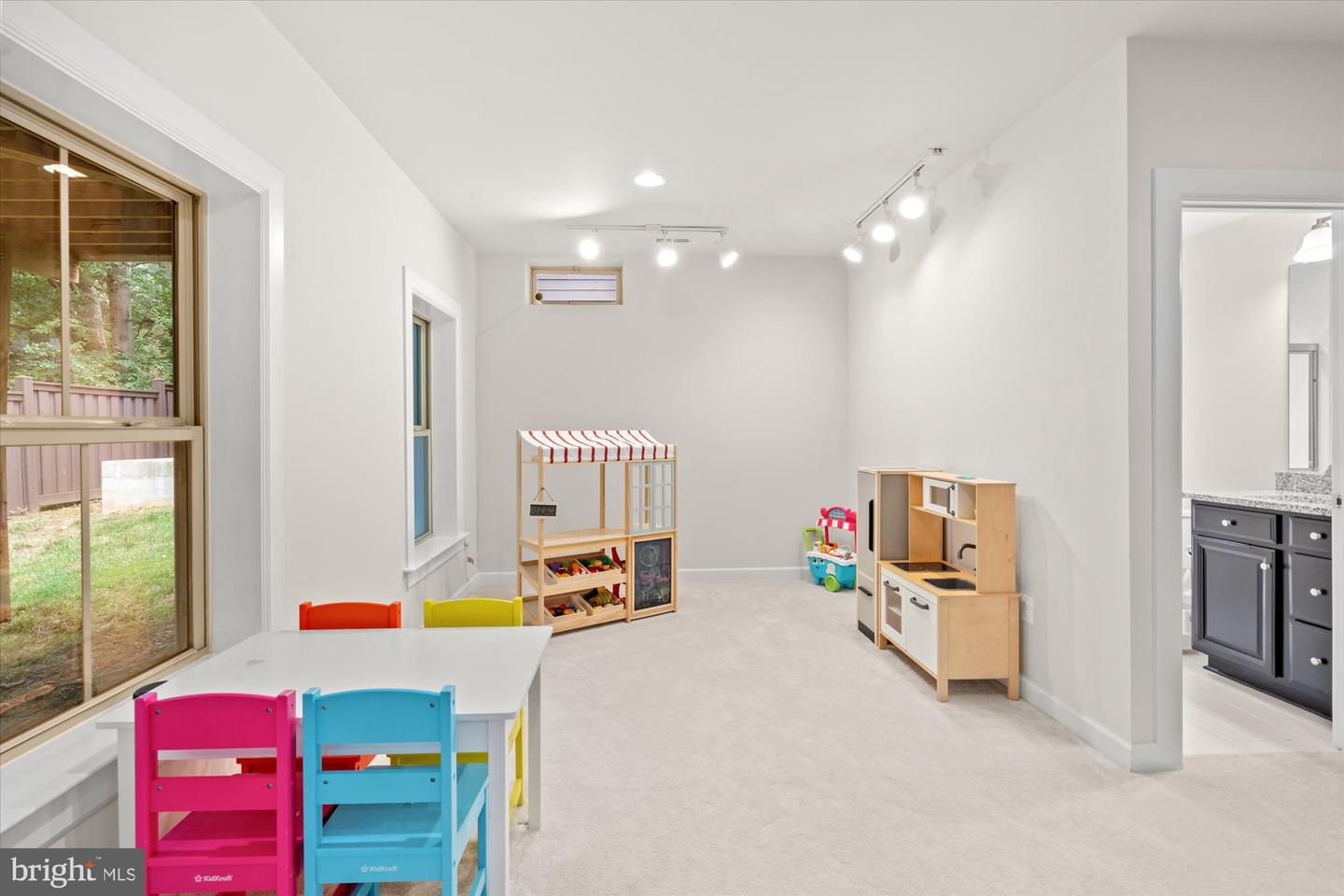 9091 BEAR BRANCH PL, FAIRFAX, Virginia 22031, 5 Bedrooms Bedrooms, ,5 BathroomsBathrooms,Residential,For sale,9091 BEAR BRANCH PL,VAFX2280810 MLS # VAFX2280810