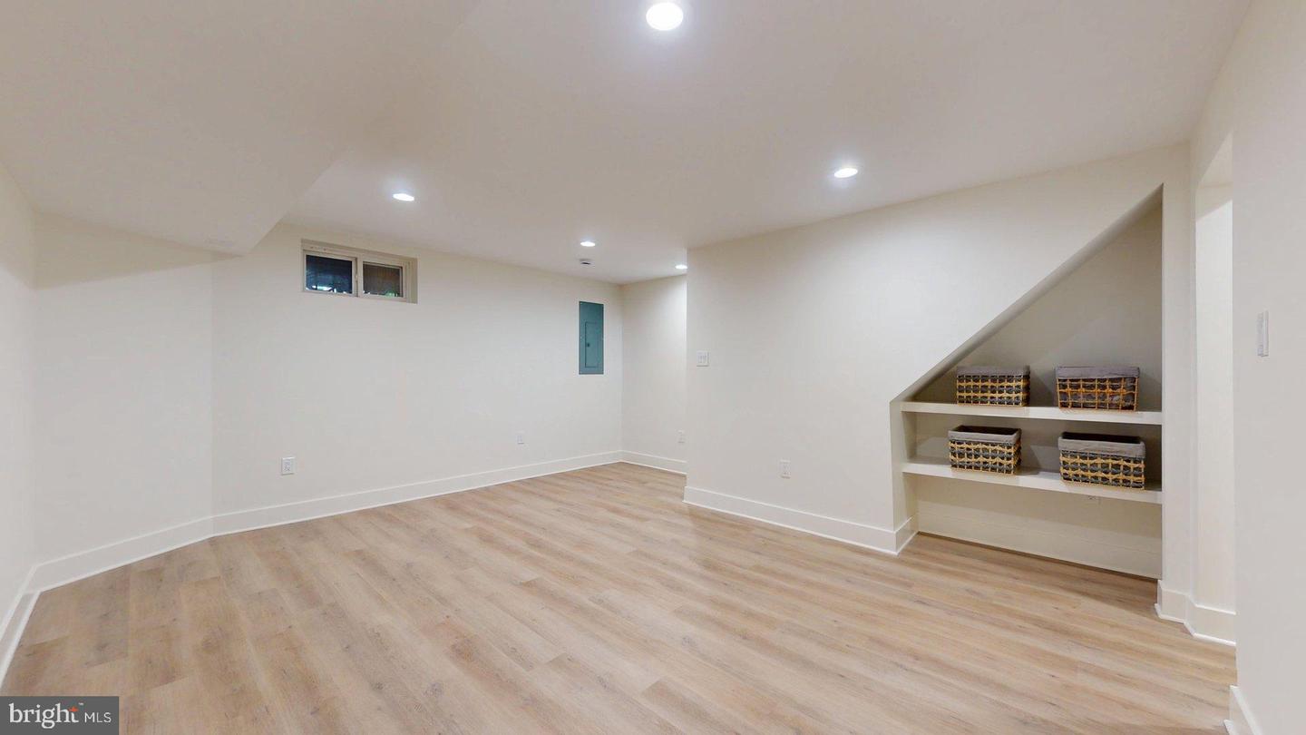 38 CRITTENDEN ST NE, WASHINGTON, District Of Columbia 20011, 3 Bedrooms Bedrooms, ,2 BathroomsBathrooms,Residential,For sale,38 CRITTENDEN ST NE,DCDC2233268 MLS # DCDC2233268