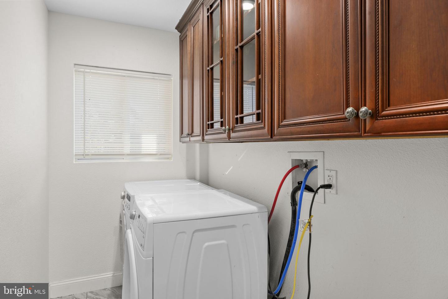 44 RAVENWOOD DR, FREDERICKSBURG, Virginia 22406, 3 Bedrooms Bedrooms, 12 Rooms Rooms,3 BathroomsBathrooms,Residential,For sale,44 RAVENWOOD DR,VAST2044490 MLS # VAST2044490