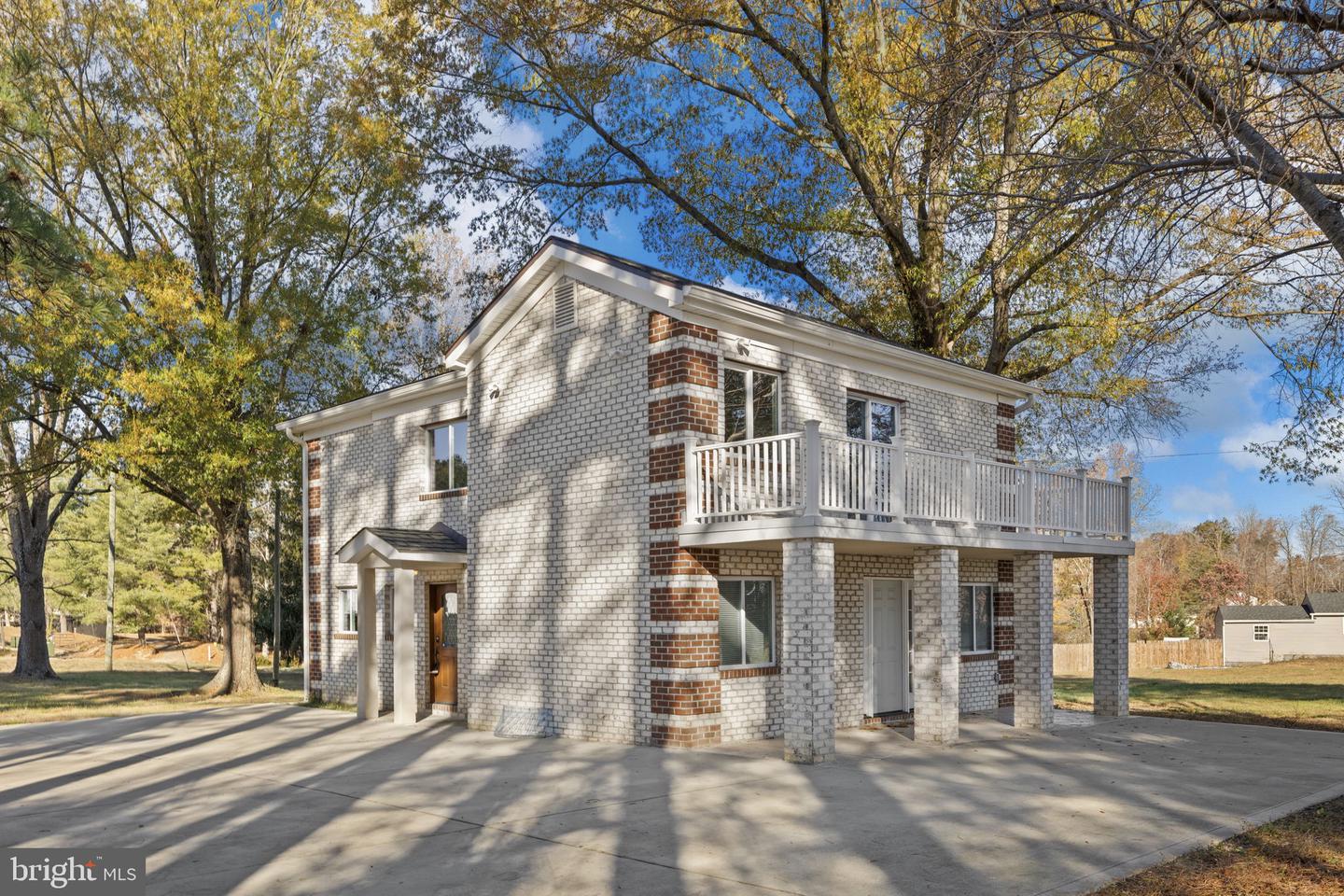 44 RAVENWOOD DR, FREDERICKSBURG, Virginia 22406, 3 Bedrooms Bedrooms, 12 Rooms Rooms,3 BathroomsBathrooms,Residential,For sale,44 RAVENWOOD DR,VAST2044490 MLS # VAST2044490