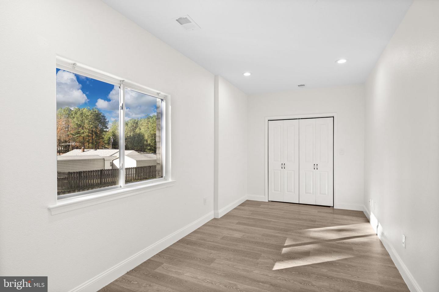 44 RAVENWOOD DR, FREDERICKSBURG, Virginia 22406, 3 Bedrooms Bedrooms, 12 Rooms Rooms,3 BathroomsBathrooms,Residential,For sale,44 RAVENWOOD DR,VAST2044490 MLS # VAST2044490