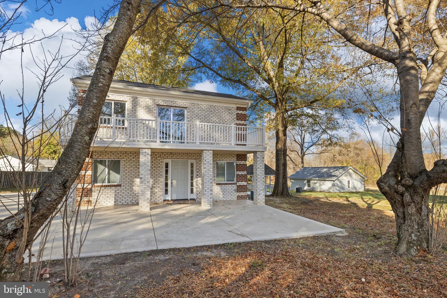 44 RAVENWOOD DR, FREDERICKSBURG, Virginia 22406, 3 Bedrooms Bedrooms, 12 Rooms Rooms,3 BathroomsBathrooms,Residential,For sale,44 RAVENWOOD DR,VAST2044490 MLS # VAST2044490