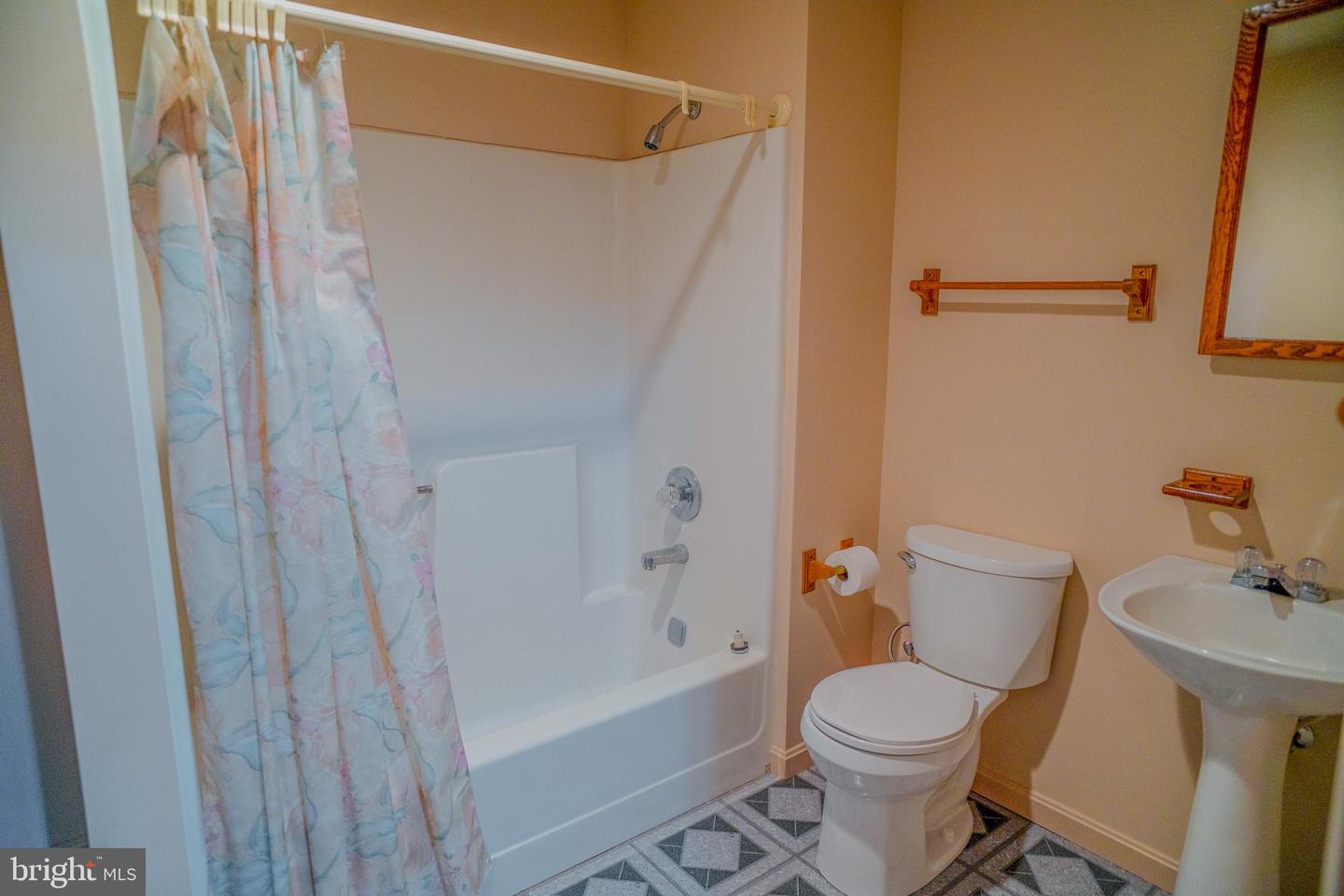 4 PAYTON CT, FREDERICKSBURG, Virginia 22405, 4 Bedrooms Bedrooms, ,3 BathroomsBathrooms,Residential,For sale,4 PAYTON CT,VAST2044494 MLS # VAST2044494 4 PAYTON CT, FREDERICKSBURG, Virginia 22405, 4 Bedrooms Bedrooms, ,3 BathroomsBathrooms,Residential,For sale,4 PAYTON CT,VAST2044494 MLS # VAST2044494