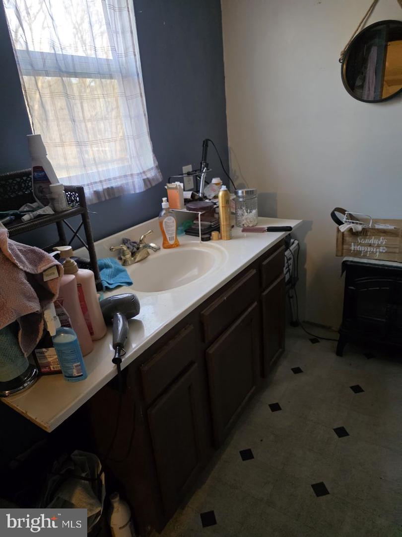 151 HORSESHOE DR, MAX MEADOWS, Virginia 24360, 2 Bedrooms Bedrooms, ,1 BathroomBathrooms,Residential,For sale,151 HORSESHOE DR,VAWY2000018 MLS # VAWY2000018 151 HORSESHOE DR, MAX MEADOWS, Virginia 24360, 2 Bedrooms Bedrooms, ,1 BathroomBathrooms,Residential,For sale,151 HORSESHOE DR,VAWY2000018 MLS # VAWY2000018