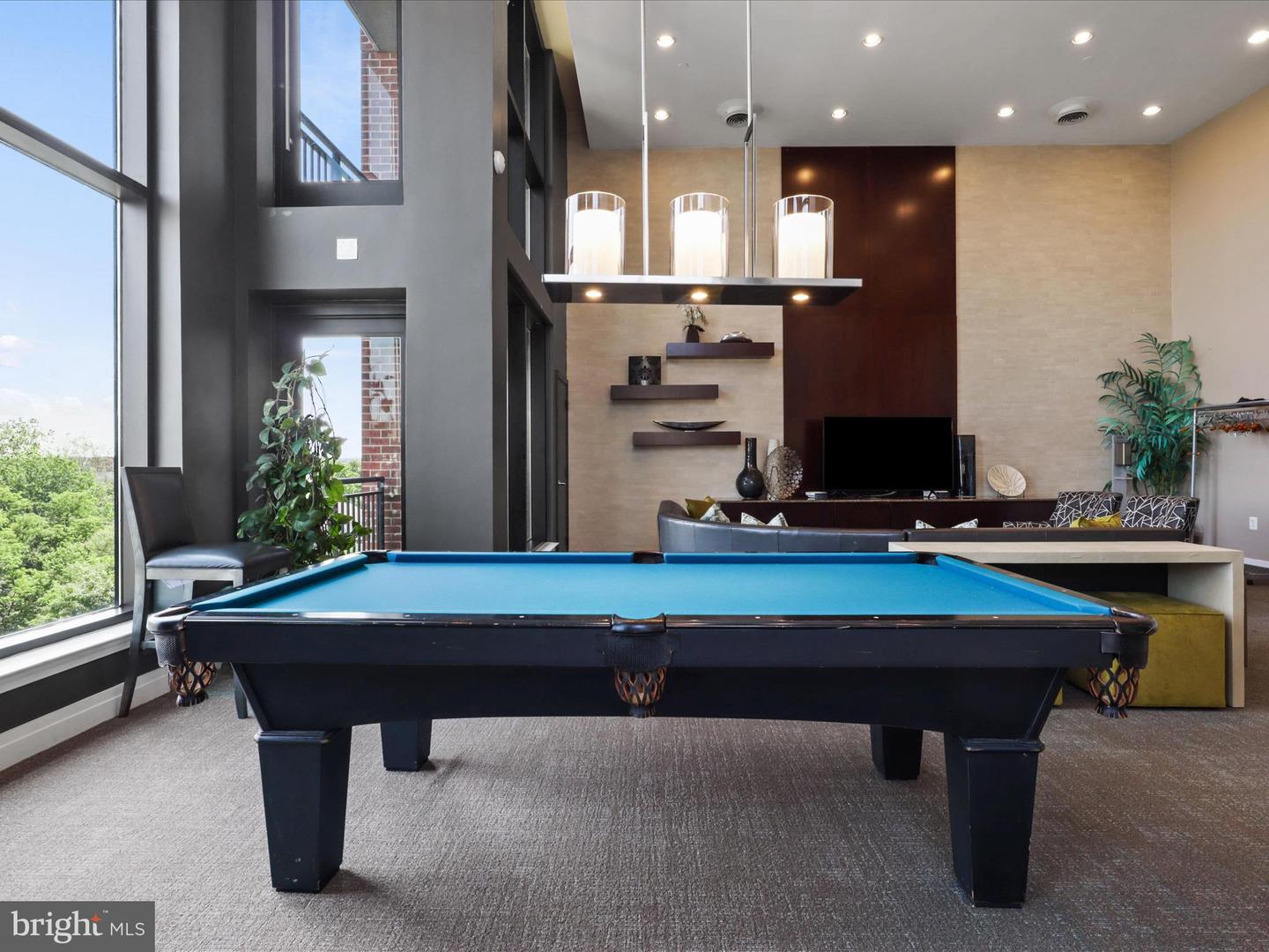 2451 MIDTOWN AVE #921, ALEXANDRIA, Virginia 22303, 1 Bedroom Bedrooms, ,1 BathroomBathrooms,Residential,For sale,2451 MIDTOWN AVE #921,VAFX2280862 MLS # VAFX2280862