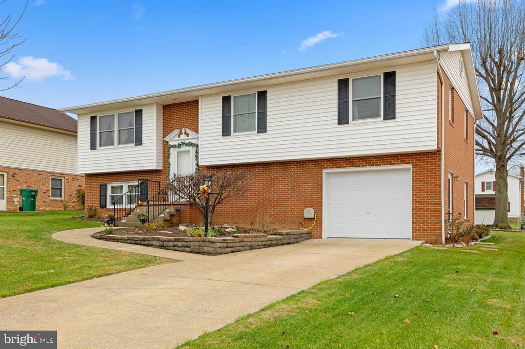 138 FIRST ST, BROADWAY, Virginia 22815, 4 Bedrooms Bedrooms, ,2 BathroomsBathrooms,Residential,For sale,138 FIRST ST,VARO2002758 MLS # VARO2002758 138 FIRST ST, BROADWAY, Virginia 22815, 4 Bedrooms Bedrooms, ,2 BathroomsBathrooms,Residential,For sale,138 FIRST ST,VARO2002758 MLS # VARO2002758