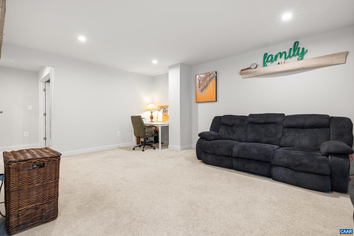 1946 LOIS LN, CHARLOTTESVILLE, Virginia 22911, 3 Bedrooms Bedrooms, ,3 BathroomsBathrooms,Residential,For sale,1946 LOIS LN,671530 MLS # 671530 1946 LOIS LN, CHARLOTTESVILLE, Virginia 22911, 3 Bedrooms Bedrooms, ,3 BathroomsBathrooms,Residential,For sale,1946 LOIS LN,671530 MLS # 671530