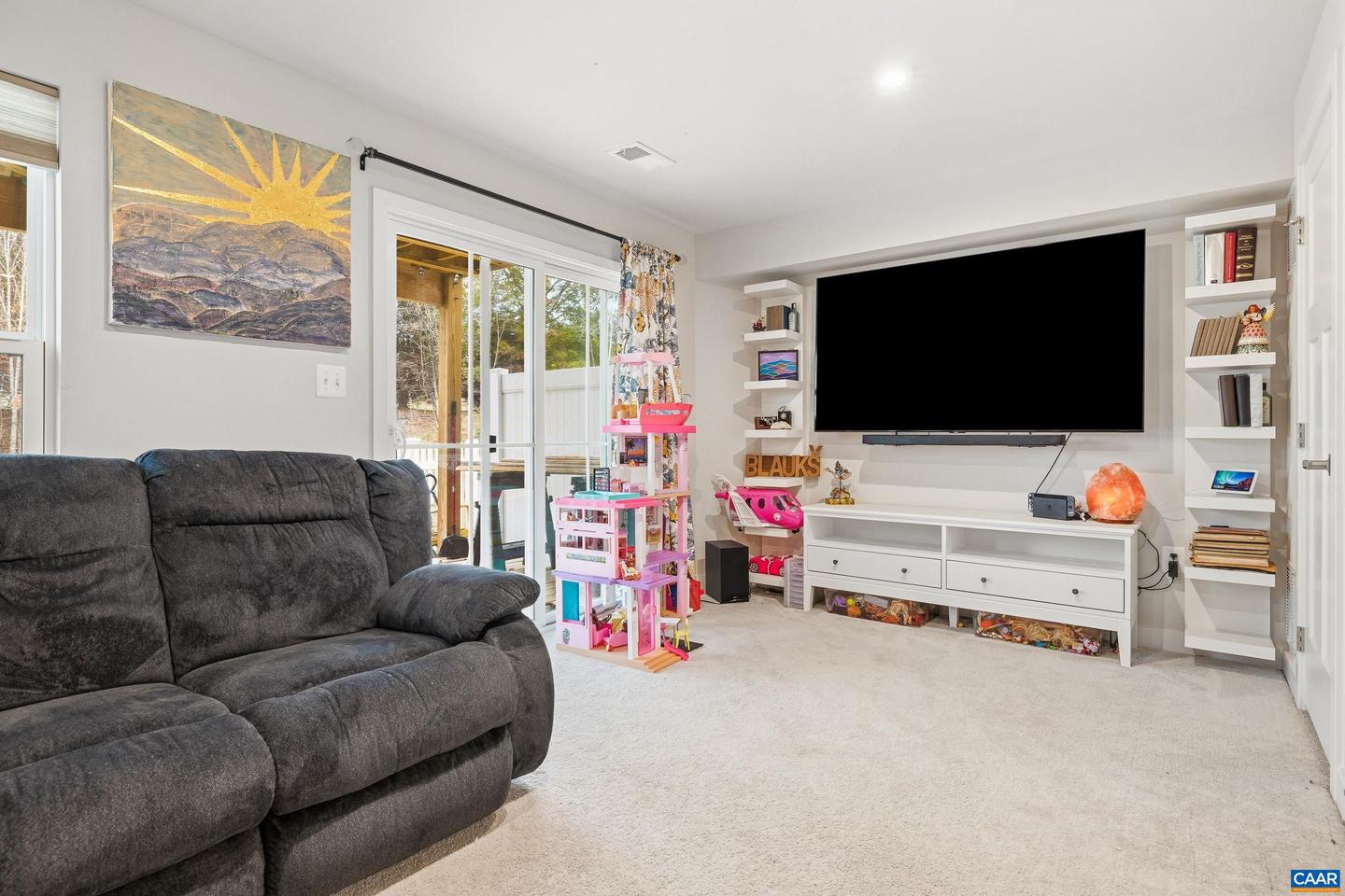 1946 LOIS LN, CHARLOTTESVILLE, Virginia 22911, 3 Bedrooms Bedrooms, ,3 BathroomsBathrooms,Residential,For sale,1946 LOIS LN,671530 MLS # 671530 1946 LOIS LN, CHARLOTTESVILLE, Virginia 22911, 3 Bedrooms Bedrooms, ,3 BathroomsBathrooms,Residential,For sale,1946 LOIS LN,671530 MLS # 671530