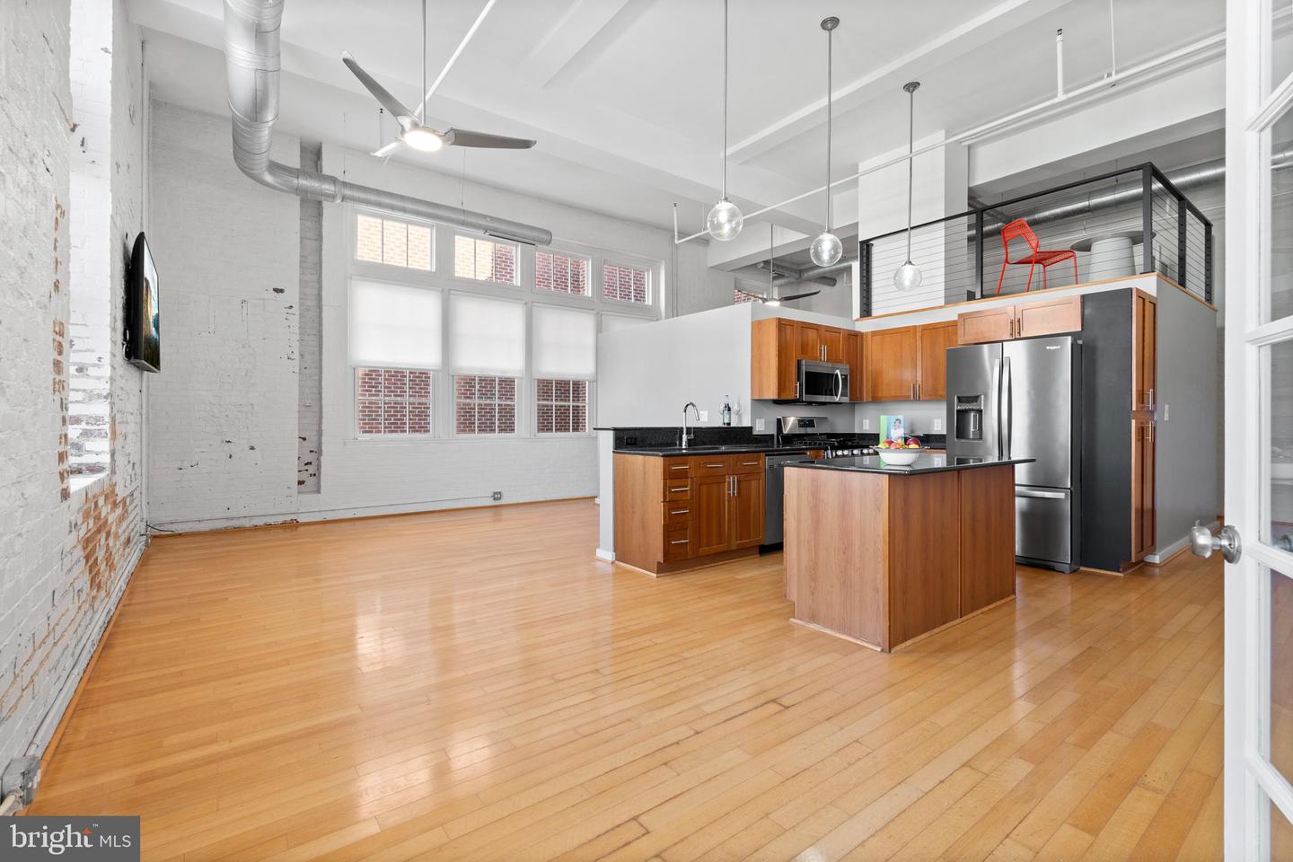 440 12TH ST NE #210, WASHINGTON, District Of Columbia 20002, 2 Bedrooms Bedrooms, ,1 BathroomBathrooms,Residential,For sale,440 12TH ST NE #210,DCDC2233322 MLS # DCDC2233322