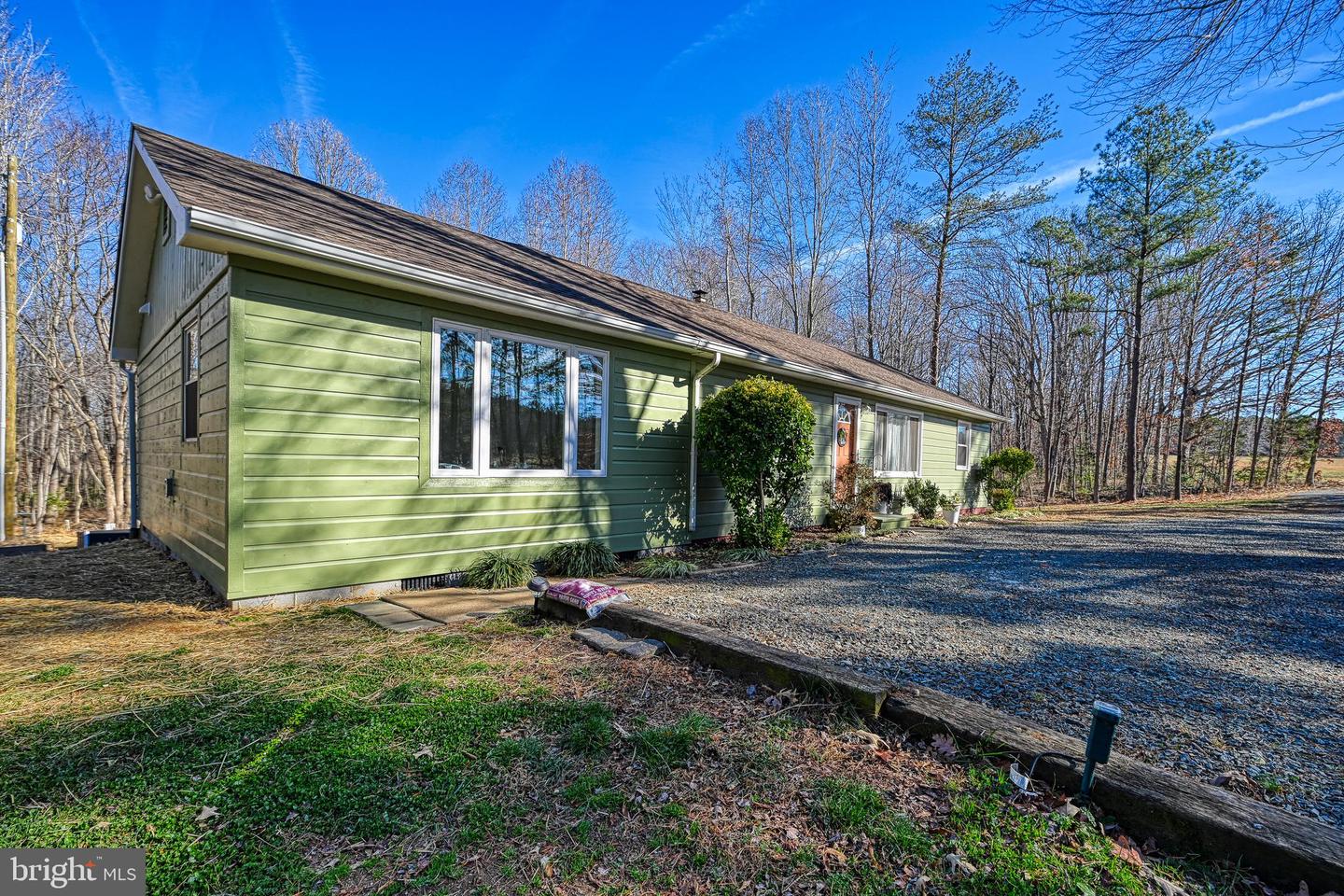 589 THREE CHOPT RD, KENTS STORE, Virginia 23084, 3 Bedrooms Bedrooms, ,2 BathroomsBathrooms,Residential,For sale,589 THREE CHOPT RD,VAFN2000550 MLS # VAFN2000550
