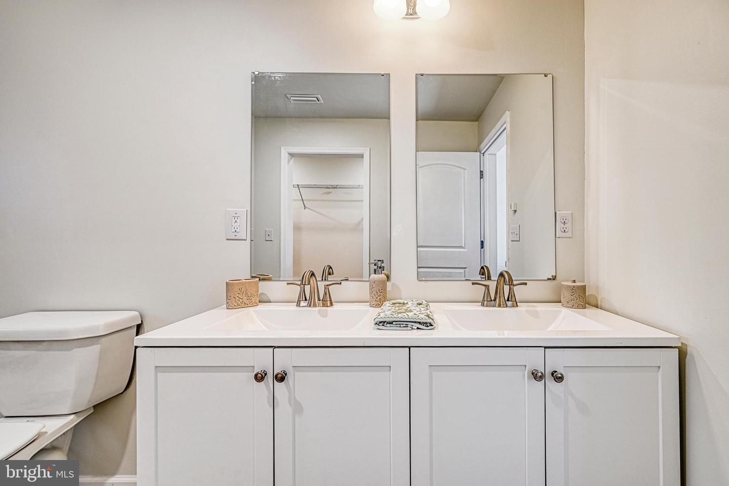 589 THREE CHOPT RD, KENTS STORE, Virginia 23084, 3 Bedrooms Bedrooms, ,2 BathroomsBathrooms,Residential,For sale,589 THREE CHOPT RD,VAFN2000550 MLS # VAFN2000550