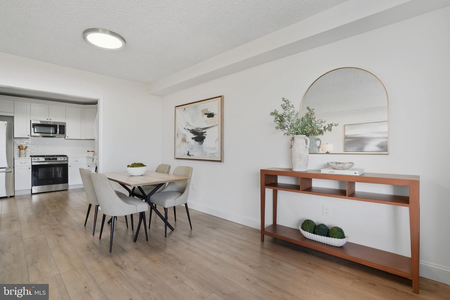 3701 S GEORGE MASON DR #1510N, FALLS CHURCH, Virginia 22041, 1 Bedroom Bedrooms, ,1 BathroomBathrooms,Residential,For sale,3701 S GEORGE MASON DR #1510N,VAFX2280910 MLS # VAFX2280910