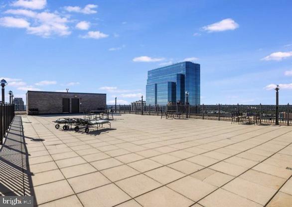 3701 S GEORGE MASON DR #1510N, FALLS CHURCH, Virginia 22041, 1 Bedroom Bedrooms, ,1 BathroomBathrooms,Residential,For sale,3701 S GEORGE MASON DR #1510N,VAFX2280910 MLS # VAFX2280910