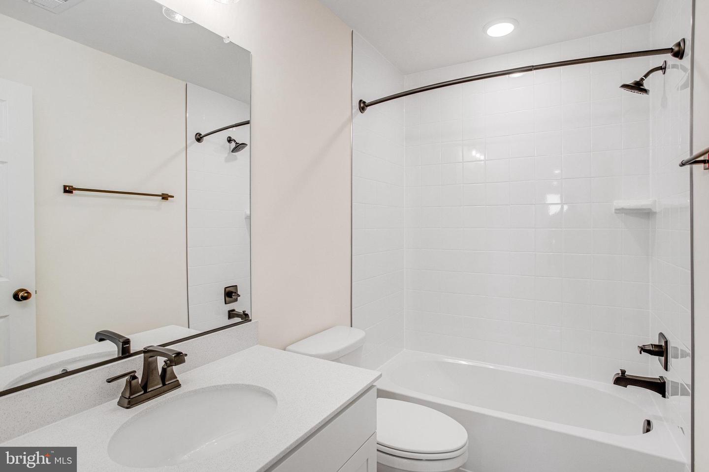 2808 WHITE TAIL DR, LOCUST GROVE, Virginia 22508, 3 Bedrooms Bedrooms, ,2 BathroomsBathrooms,Residential,For sale,2808 WHITE TAIL DR,VAOR2012874 MLS # VAOR2012874 2808 WHITE TAIL DR, LOCUST GROVE, Virginia 22508, 3 Bedrooms Bedrooms, ,2 BathroomsBathrooms,Residential,For sale,2808 WHITE TAIL DR,VAOR2012874 MLS # VAOR2012874