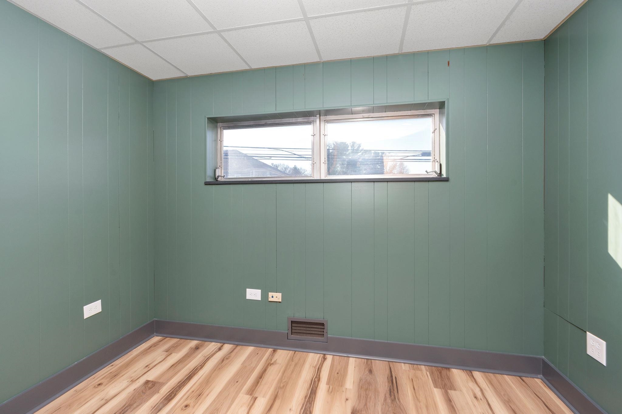 1305 13TH ST, WAYNESBORO, Virginia 22980, ,Commercial,1305 13TH ST,671539 MLS # 671539