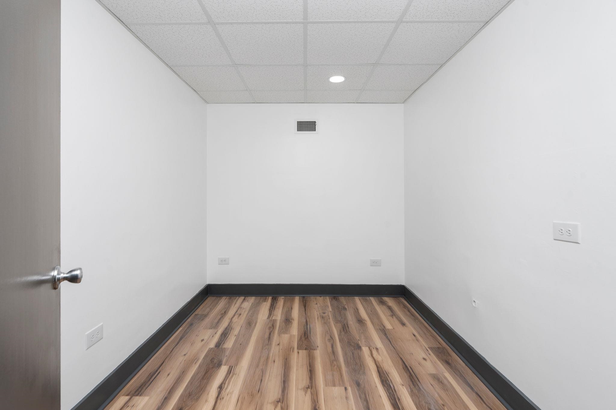 1305 13TH ST, WAYNESBORO, Virginia 22980, ,Commercial,1305 13TH ST,671539 MLS # 671539