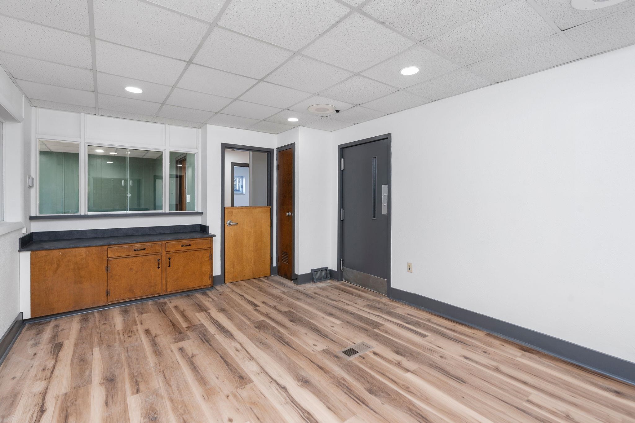 1305 13TH ST, WAYNESBORO, Virginia 22980, ,Commercial,1305 13TH ST,671539 MLS # 671539