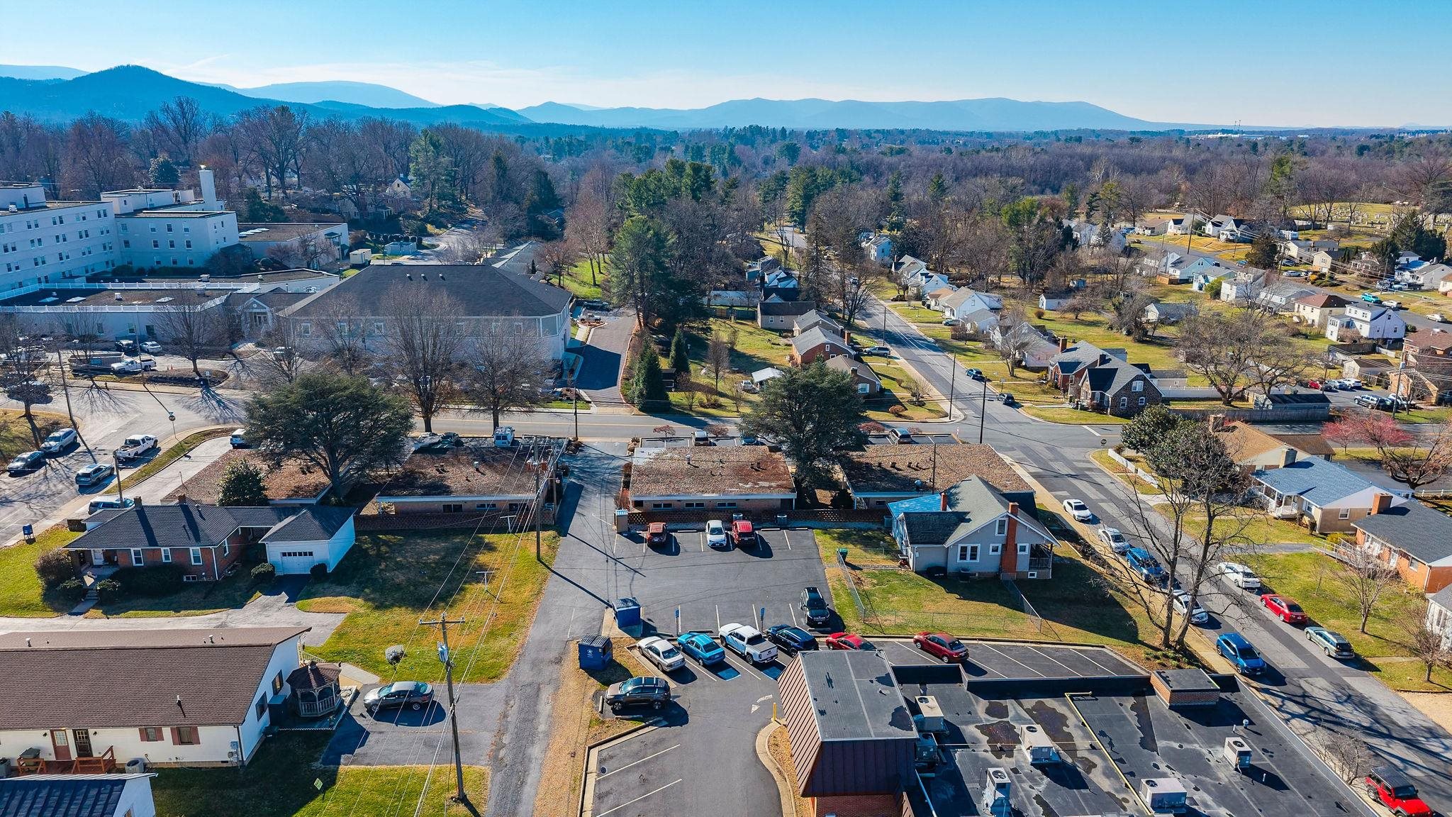 1305 13TH ST, WAYNESBORO, Virginia 22980, ,Commercial,1305 13TH ST,671539 MLS # 671539