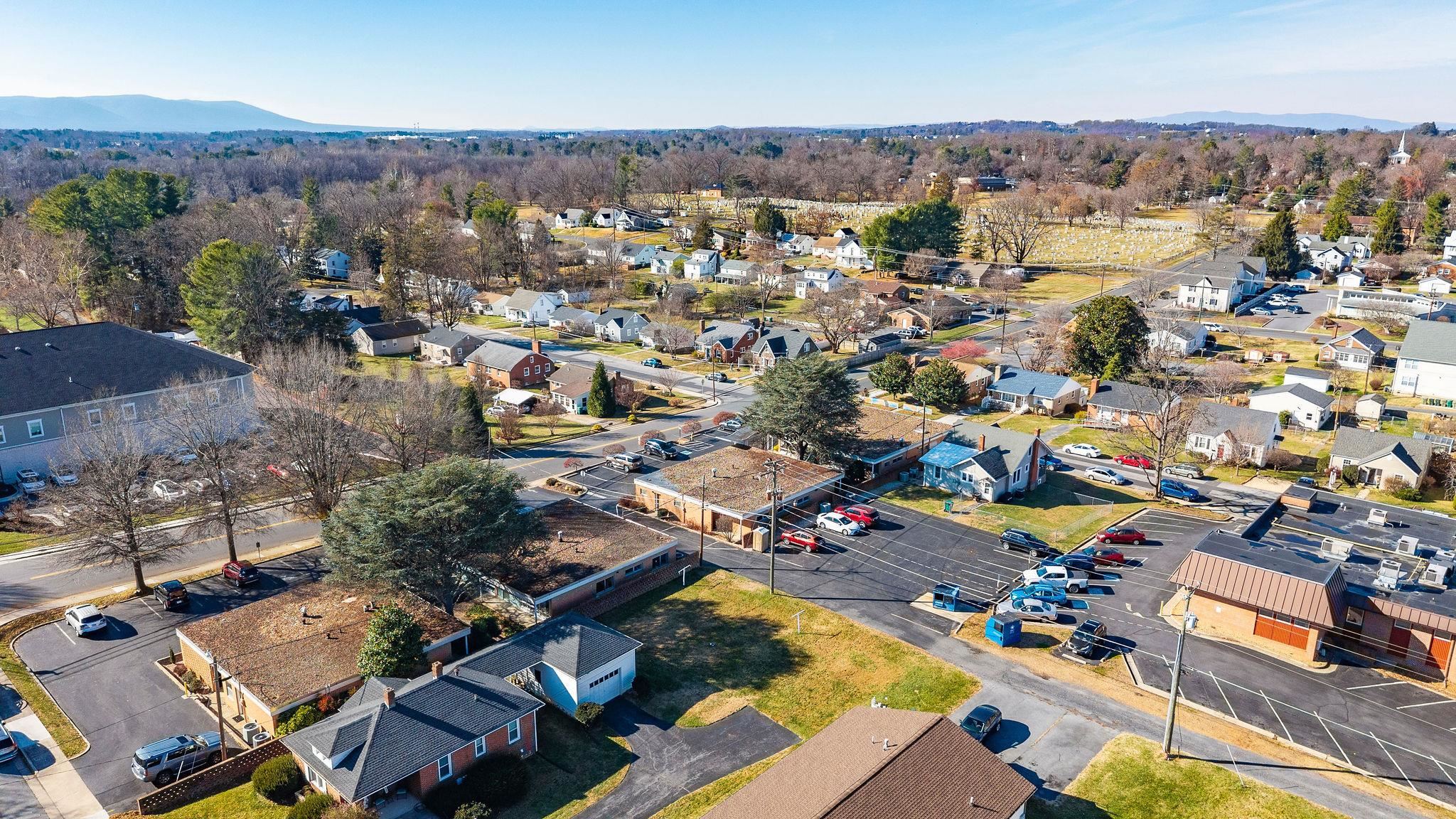 1305 13TH ST, WAYNESBORO, Virginia 22980, ,Commercial,1305 13TH ST,671539 MLS # 671539