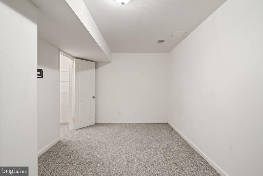 7897 COFFEE POT HL, CATLETT, Virginia, 3 Bedrooms Bedrooms, ,3 BathroomsBathrooms,Residential,7897 COFFEE POT HL,VAFQ2019552 MLS # VAFQ2019552 7897 COFFEE POT HL, CATLETT, Virginia, 3 Bedrooms Bedrooms, ,3 BathroomsBathrooms,Residential,7897 COFFEE POT HL,VAFQ2019552 MLS # VAFQ2019552