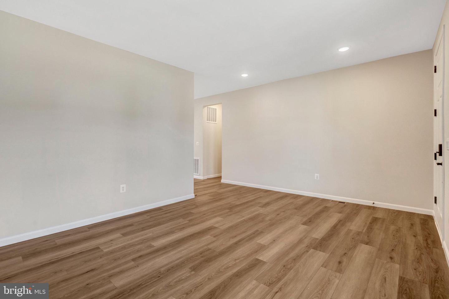 35670 ASPEN WAY, LOCUST GROVE, Virginia 22508, 5 Bedrooms Bedrooms, ,3 BathroomsBathrooms,Residential,For sale,35670 ASPEN WAY,VAOR2008670 MLS # VAOR2008670 35670 ASPEN WAY, LOCUST GROVE, Virginia 22508, 5 Bedrooms Bedrooms, ,3 BathroomsBathrooms,Residential,For sale,35670 ASPEN WAY,VAOR2008670 MLS # VAOR2008670