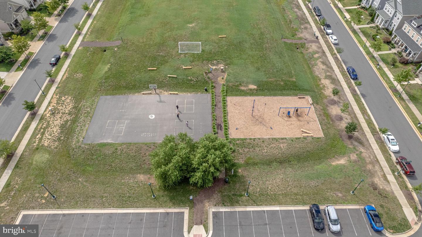 990 FORSYTHIA LN, STAFFORD, Virginia 22554, 4 Bedrooms Bedrooms, ,3 BathroomsBathrooms,Residential,For sale,990 FORSYTHIA LN,VAST2040832 MLS # VAST2040832