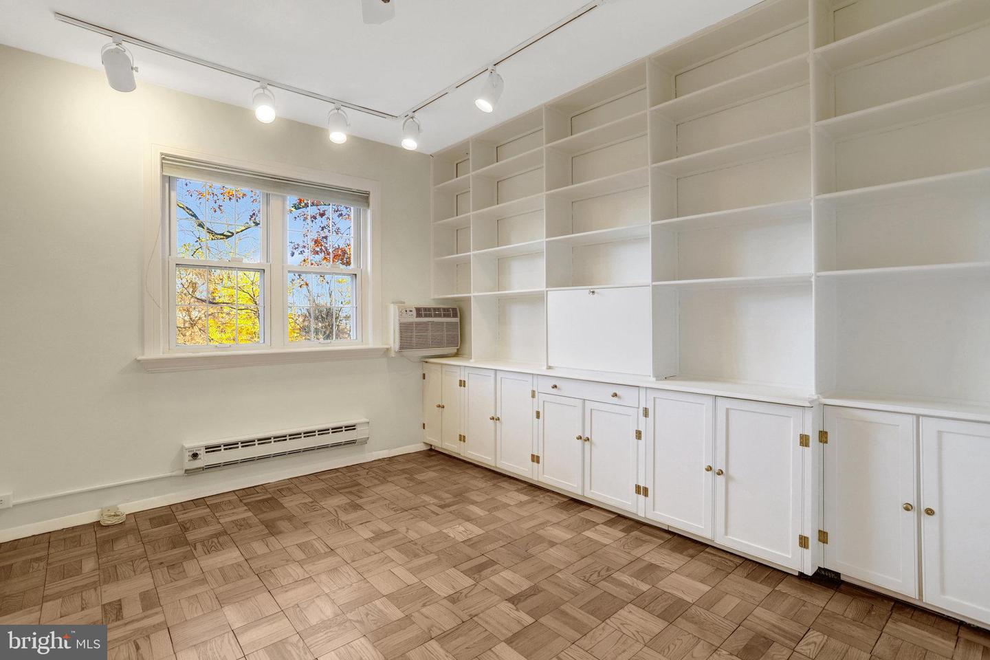 1603 MOUNT EAGLE PL, ALEXANDRIA, Virginia 22302, 2 Bedrooms Bedrooms, ,1 BathroomBathrooms,Residential,For sale,1603 MOUNT EAGLE PL,VAAX2048810 MLS # VAAX2048810 1603 MOUNT EAGLE PL, ALEXANDRIA, Virginia 22302, 2 Bedrooms Bedrooms, ,1 BathroomBathrooms,Residential,For sale,1603 MOUNT EAGLE PL,VAAX2048810 MLS # VAAX2048810