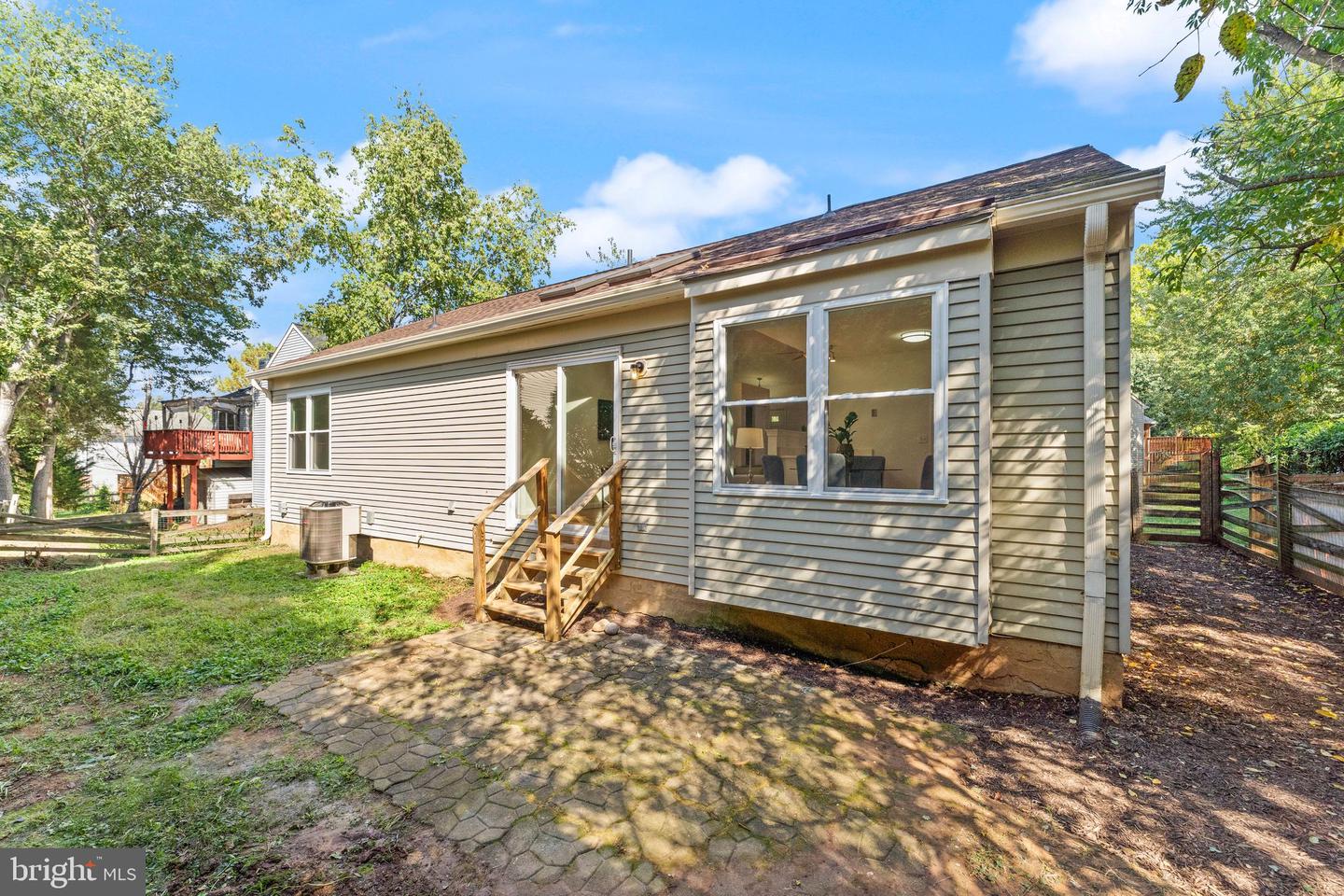 16 WORTHINGTON CT, STERLING, Virginia 20165, 3 Bedrooms Bedrooms, ,2 BathroomsBathrooms,Residential,For sale,16 WORTHINGTON CT,VALO2106302 MLS # VALO2106302 16 WORTHINGTON CT, STERLING, Virginia 20165, 3 Bedrooms Bedrooms, ,2 BathroomsBathrooms,Residential,For sale,16 WORTHINGTON CT,VALO2106302 MLS # VALO2106302