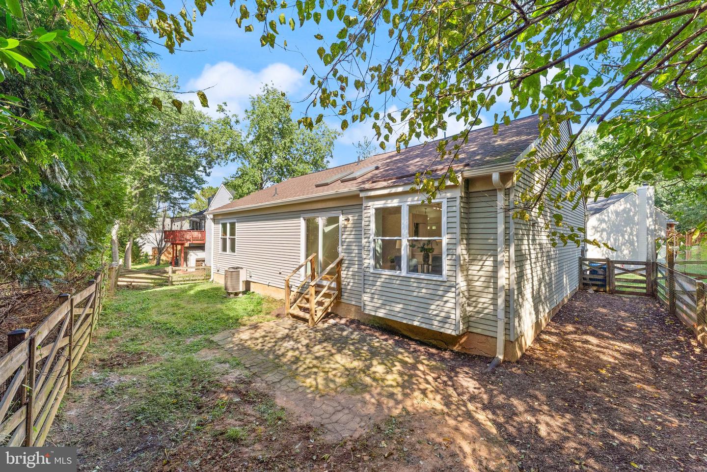 16 WORTHINGTON CT, STERLING, Virginia 20165, 3 Bedrooms Bedrooms, ,2 BathroomsBathrooms,Residential,For sale,16 WORTHINGTON CT,VALO2106302 MLS # VALO2106302 16 WORTHINGTON CT, STERLING, Virginia 20165, 3 Bedrooms Bedrooms, ,2 BathroomsBathrooms,Residential,For sale,16 WORTHINGTON CT,VALO2106302 MLS # VALO2106302