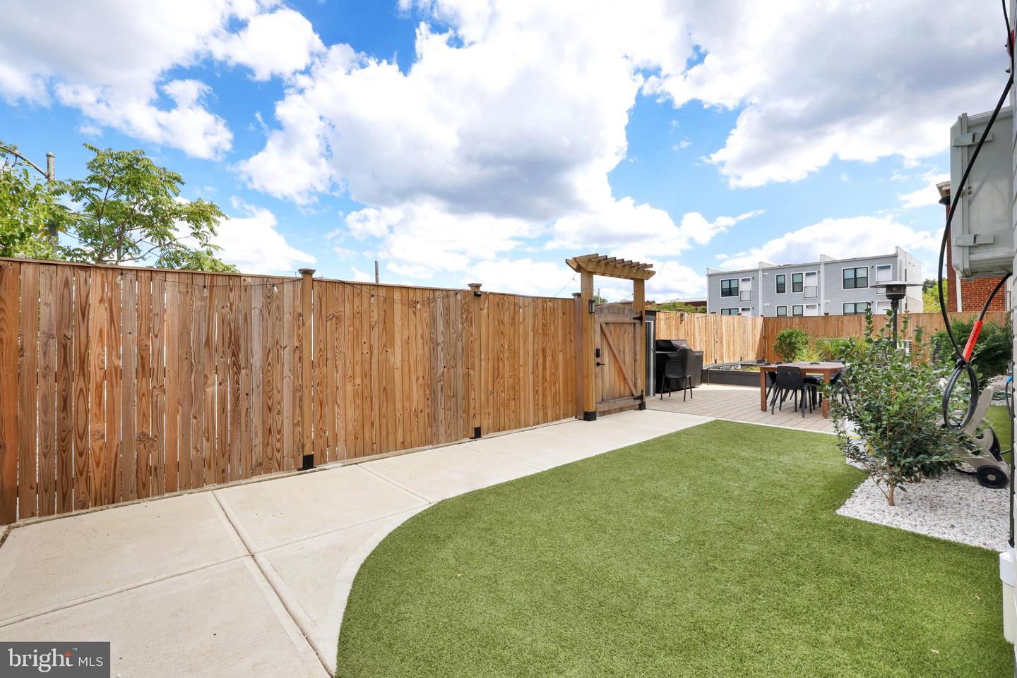 217 16TH ST NE #7, WASHINGTON, District Of Columbia 20002, 2 Bedrooms Bedrooms, 5 Rooms Rooms,2 BathroomsBathrooms,Residential,For sale,217 16TH ST NE #7,DCDC2221148 MLS # DCDC2221148