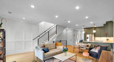 217 16TH ST NE #7, WASHINGTON, District Of Columbia 20002, 2 Bedrooms Bedrooms, 5 Rooms Rooms,2 BathroomsBathrooms,Residential,For sale,217 16TH ST NE #7,DCDC2221148 MLS # DCDC2221148