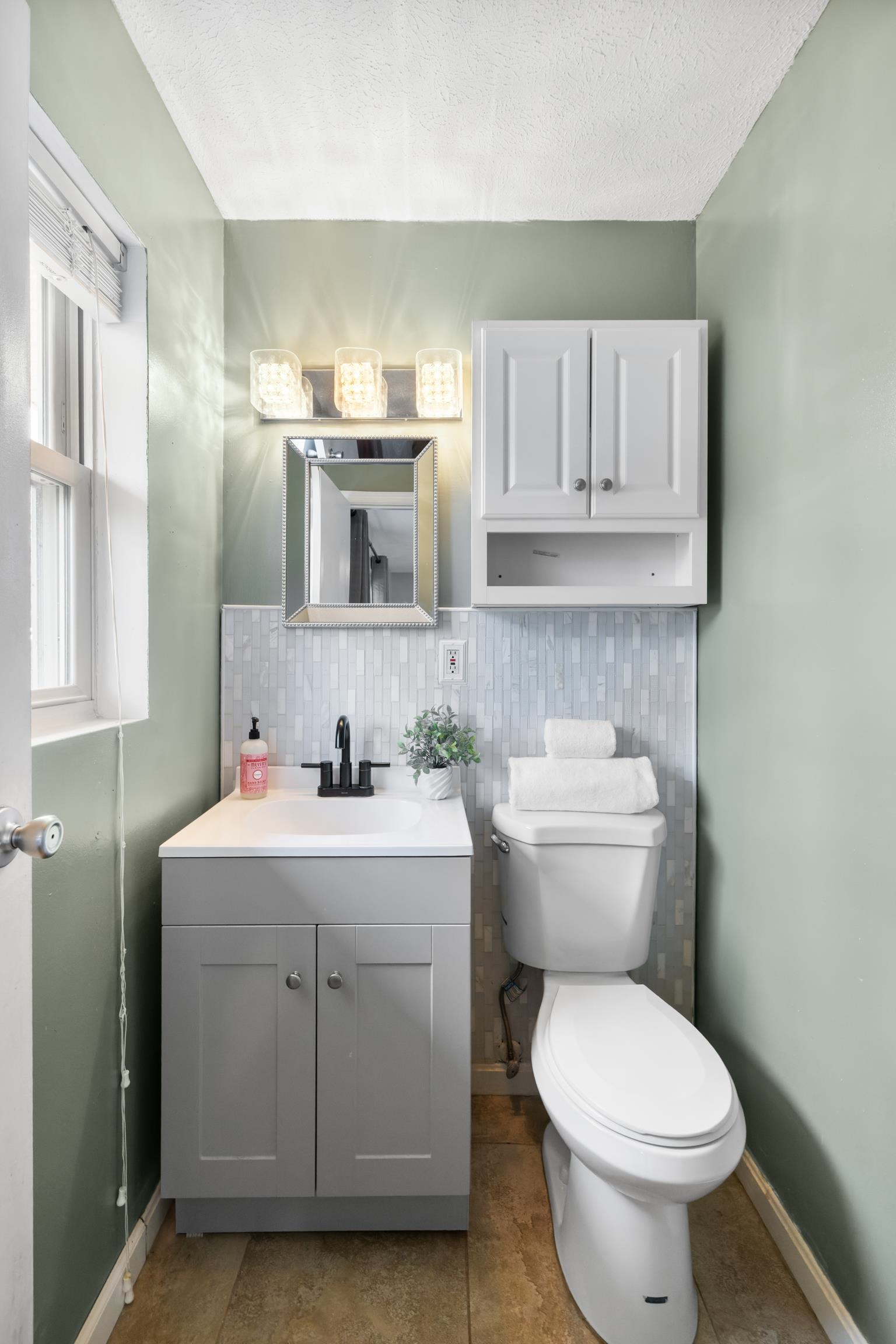 77 GREENWAY RD, STUARTS DRAFT, Virginia 24477, 3 Bedrooms Bedrooms, ,1 BathroomBathrooms,Residential,77 GREENWAY RD,671542 MLS # 671542