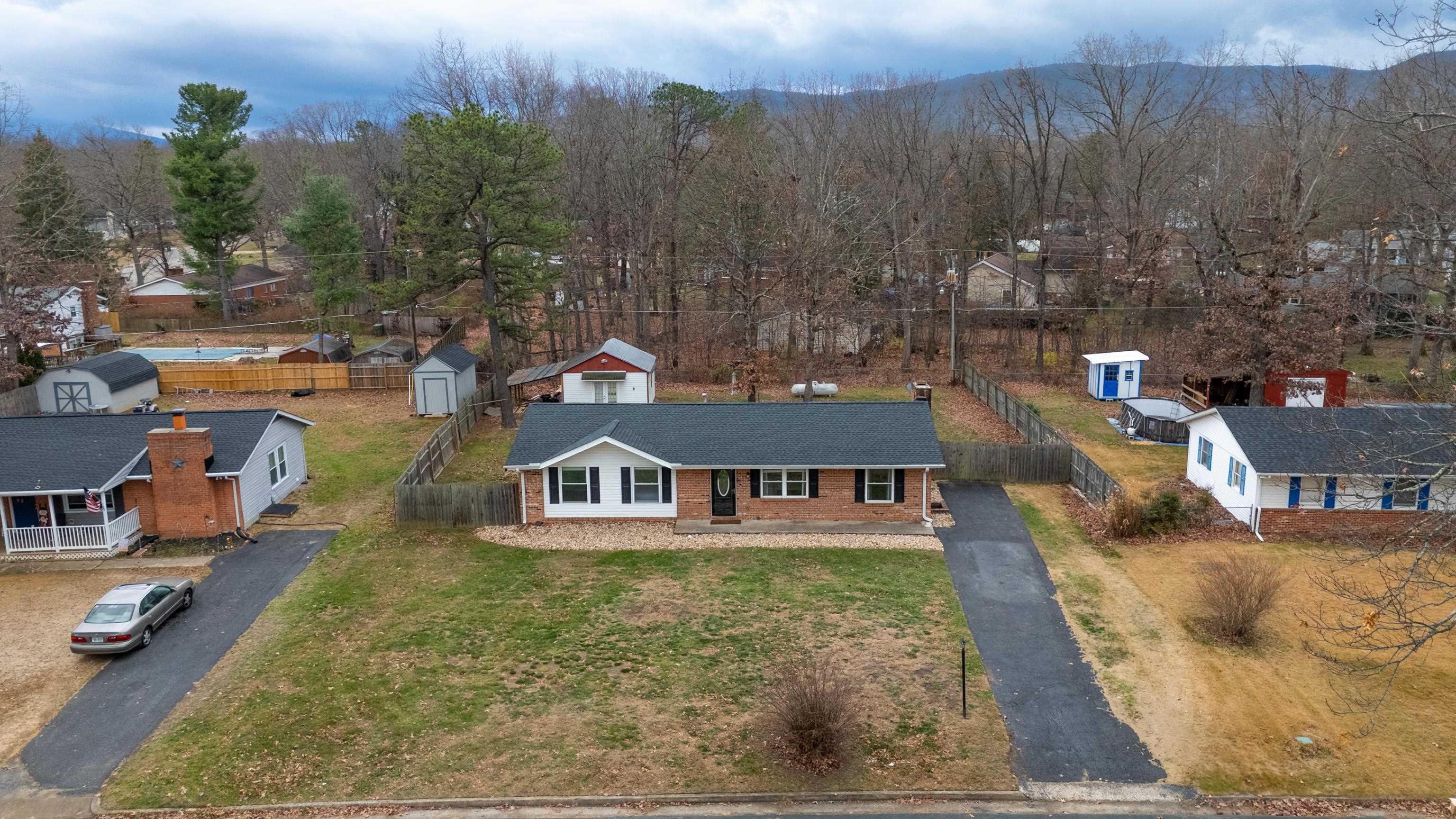 77 GREENWAY RD, STUARTS DRAFT, Virginia 24477, 3 Bedrooms Bedrooms, ,1 BathroomBathrooms,Residential,77 GREENWAY RD,671542 MLS # 671542