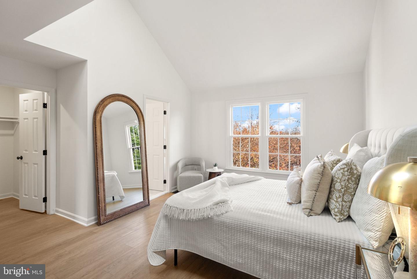 7057 KINGS MANOR DR, ALEXANDRIA, Virginia 22315, 3 Bedrooms Bedrooms, ,3 BathroomsBathrooms,Residential,For sale,7057 KINGS MANOR DR,VAFX2274066 MLS # VAFX2274066