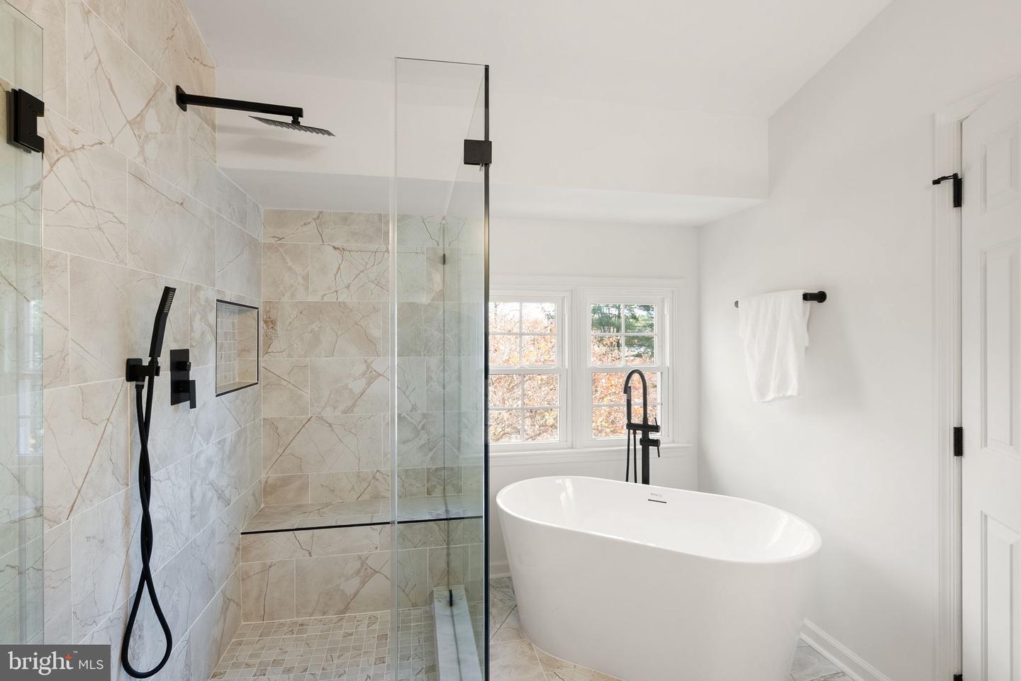 7057 KINGS MANOR DR, ALEXANDRIA, Virginia 22315, 3 Bedrooms Bedrooms, ,3 BathroomsBathrooms,Residential,For sale,7057 KINGS MANOR DR,VAFX2274066 MLS # VAFX2274066