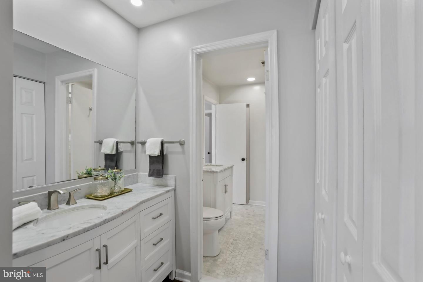 2867 YARLING CT, FALLS CHURCH, Virginia 22042, 2 Bedrooms Bedrooms, ,1 BathroomBathrooms,Residential,For sale,2867 YARLING CT,VAFX2275026 MLS # VAFX2275026 2867 YARLING CT, FALLS CHURCH, Virginia 22042, 2 Bedrooms Bedrooms, ,1 BathroomBathrooms,Residential,For sale,2867 YARLING CT,VAFX2275026 MLS # VAFX2275026