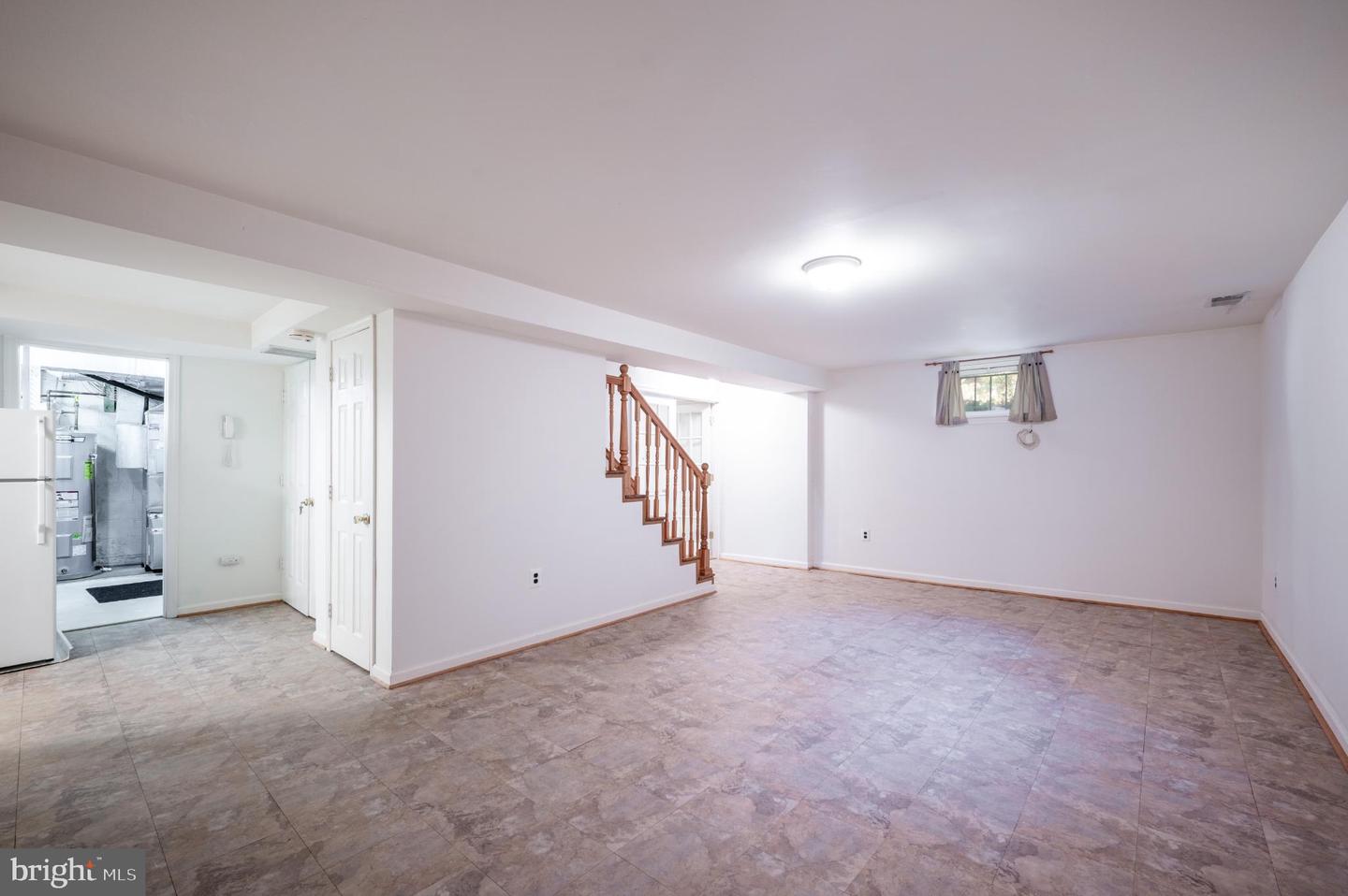 6329 NICHOLSON ST, FALLS CHURCH, Virginia 22044, 4 Bedrooms Bedrooms, 8 Rooms Rooms,3 BathroomsBathrooms,Residential,For sale,6329 NICHOLSON ST,VAFX2275766 MLS # VAFX2275766