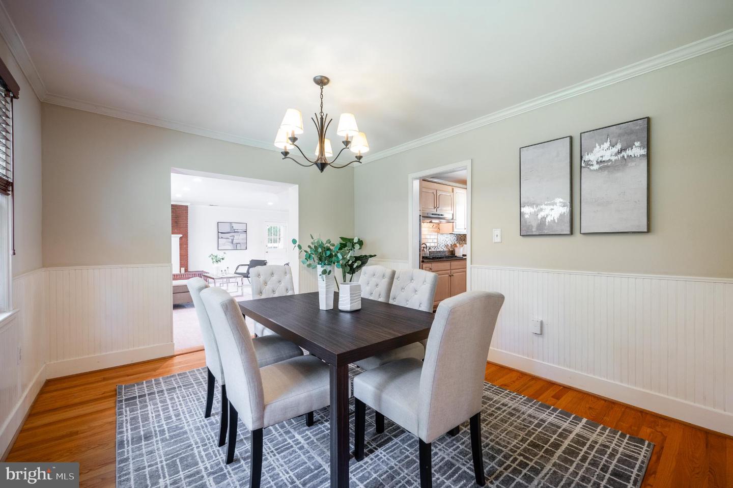 6329 NICHOLSON ST, FALLS CHURCH, Virginia 22044, 4 Bedrooms Bedrooms, 8 Rooms Rooms,3 BathroomsBathrooms,Residential,For sale,6329 NICHOLSON ST,VAFX2275766 MLS # VAFX2275766