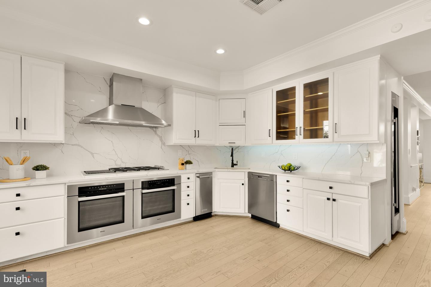 3249 P ST NW, WASHINGTON, District Of Columbia 20007, 4 Bedrooms Bedrooms, ,4 BathroomsBathrooms,Residential,For sale,3249 P ST NW,DCDC2229318 MLS # DCDC2229318 3249 P ST NW, WASHINGTON, District Of Columbia 20007, 4 Bedrooms Bedrooms, ,4 BathroomsBathrooms,Residential,For sale,3249 P ST NW,DCDC2229318 MLS # DCDC2229318