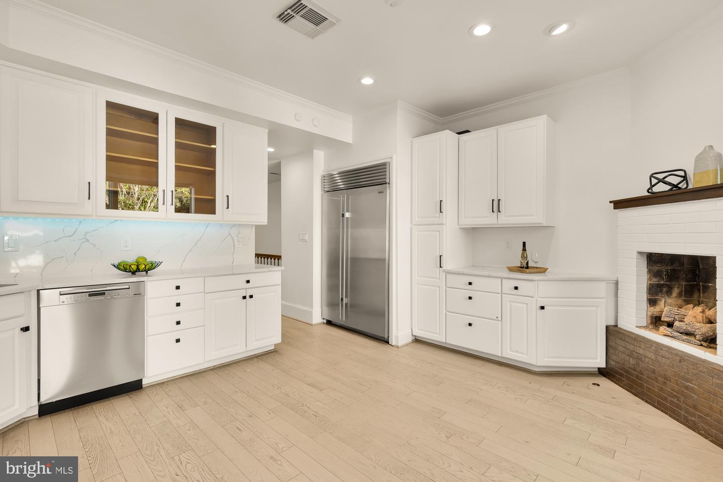 3249 P ST NW, WASHINGTON, District Of Columbia 20007, 4 Bedrooms Bedrooms, ,4 BathroomsBathrooms,Residential,For sale,3249 P ST NW,DCDC2229318 MLS # DCDC2229318 3249 P ST NW, WASHINGTON, District Of Columbia 20007, 4 Bedrooms Bedrooms, ,4 BathroomsBathrooms,Residential,For sale,3249 P ST NW,DCDC2229318 MLS # DCDC2229318