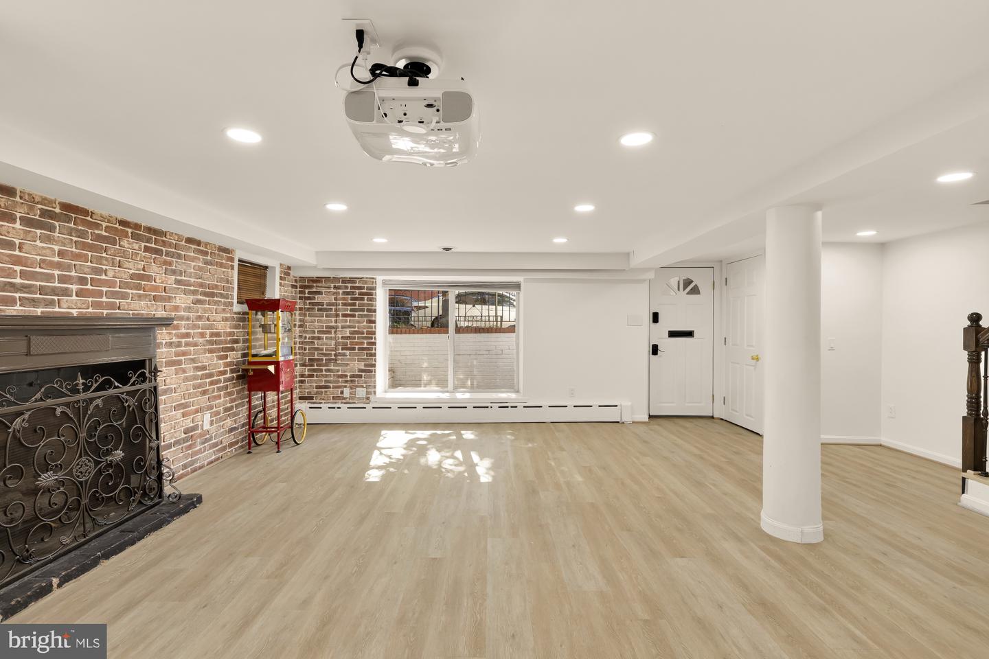 3249 P ST NW, WASHINGTON, District Of Columbia 20007, 4 Bedrooms Bedrooms, ,4 BathroomsBathrooms,Residential,For sale,3249 P ST NW,DCDC2229318 MLS # DCDC2229318 3249 P ST NW, WASHINGTON, District Of Columbia 20007, 4 Bedrooms Bedrooms, ,4 BathroomsBathrooms,Residential,For sale,3249 P ST NW,DCDC2229318 MLS # DCDC2229318