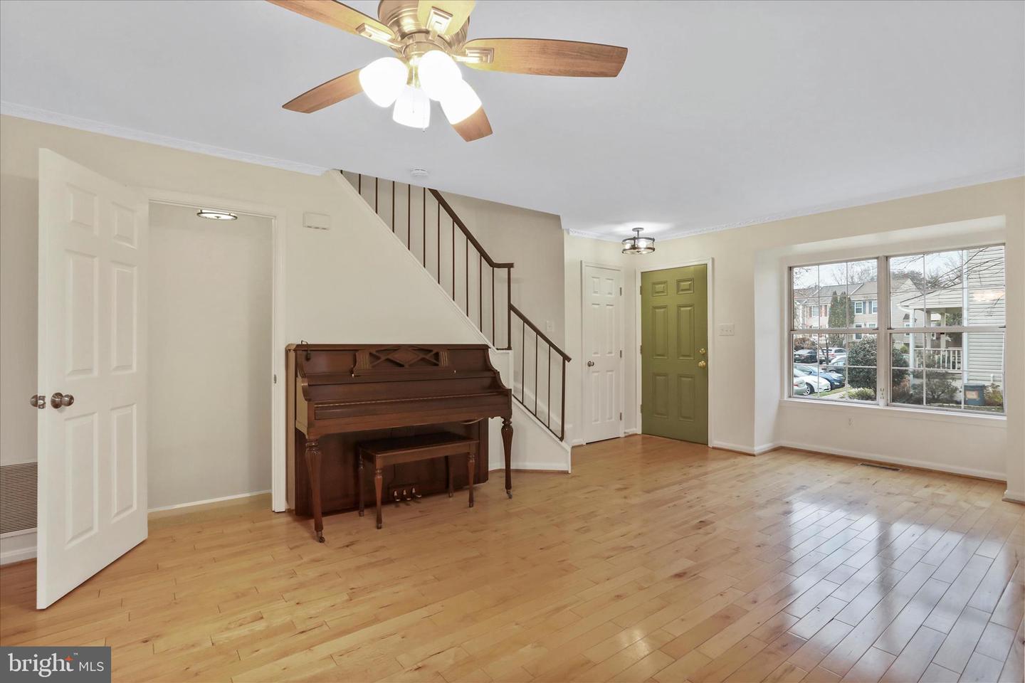 5716 OSPREY CT, CLIFTON, Virginia 20124, 2 Bedrooms Bedrooms, ,2 BathroomsBathrooms,Residential,For sale,5716 OSPREY CT,VAFX2278972 MLS # VAFX2278972 5716 OSPREY CT, CLIFTON, Virginia 20124, 2 Bedrooms Bedrooms, ,2 BathroomsBathrooms,Residential,For sale,5716 OSPREY CT,VAFX2278972 MLS # VAFX2278972