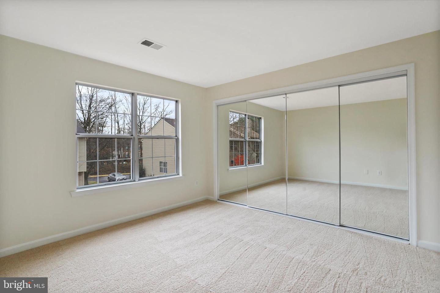 5716 OSPREY CT, CLIFTON, Virginia 20124, 2 Bedrooms Bedrooms, ,2 BathroomsBathrooms,Residential,For sale,5716 OSPREY CT,VAFX2278972 MLS # VAFX2278972 5716 OSPREY CT, CLIFTON, Virginia 20124, 2 Bedrooms Bedrooms, ,2 BathroomsBathrooms,Residential,For sale,5716 OSPREY CT,VAFX2278972 MLS # VAFX2278972