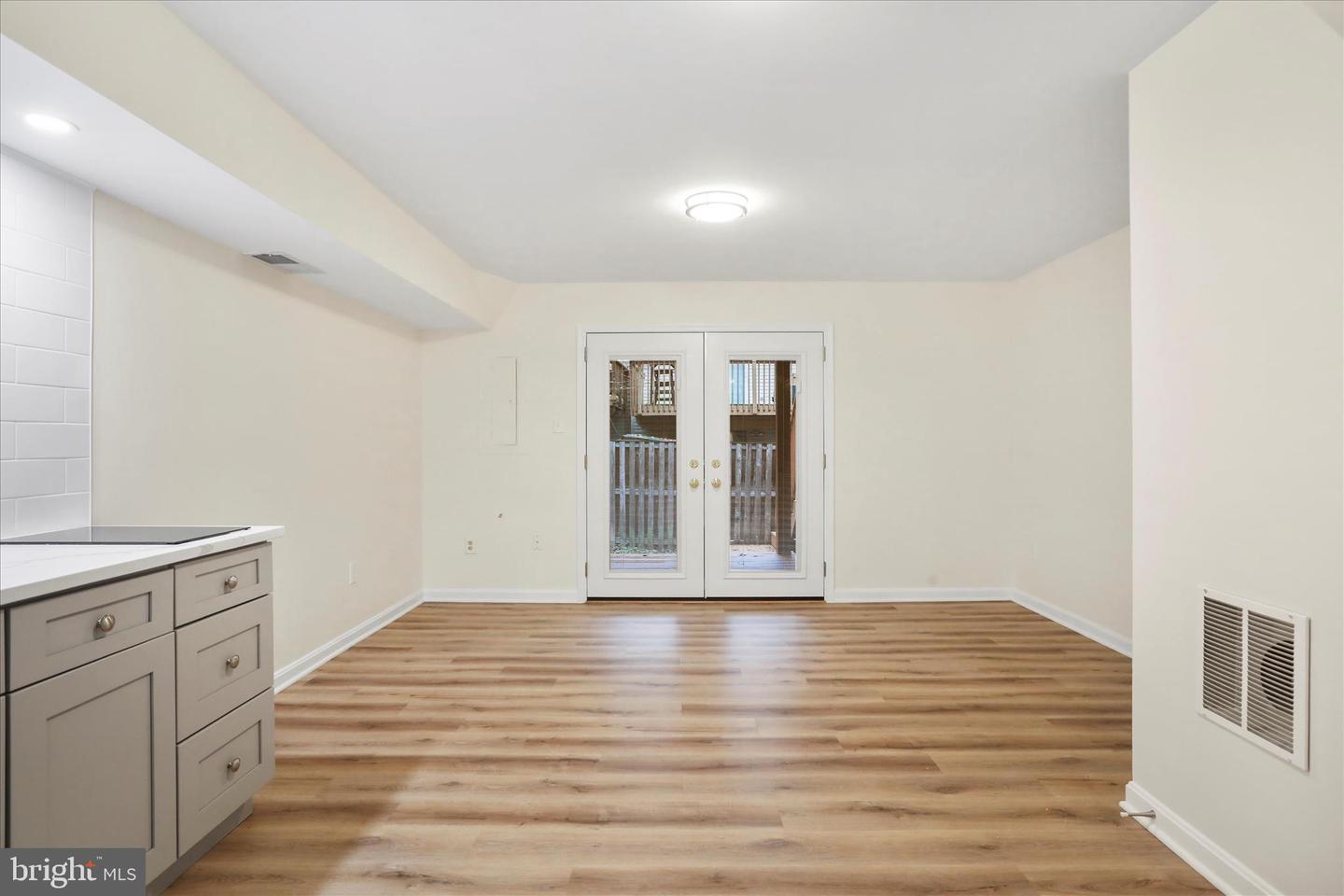 5716 OSPREY CT, CLIFTON, Virginia 20124, 2 Bedrooms Bedrooms, ,2 BathroomsBathrooms,Residential,For sale,5716 OSPREY CT,VAFX2278972 MLS # VAFX2278972 5716 OSPREY CT, CLIFTON, Virginia 20124, 2 Bedrooms Bedrooms, ,2 BathroomsBathrooms,Residential,For sale,5716 OSPREY CT,VAFX2278972 MLS # VAFX2278972