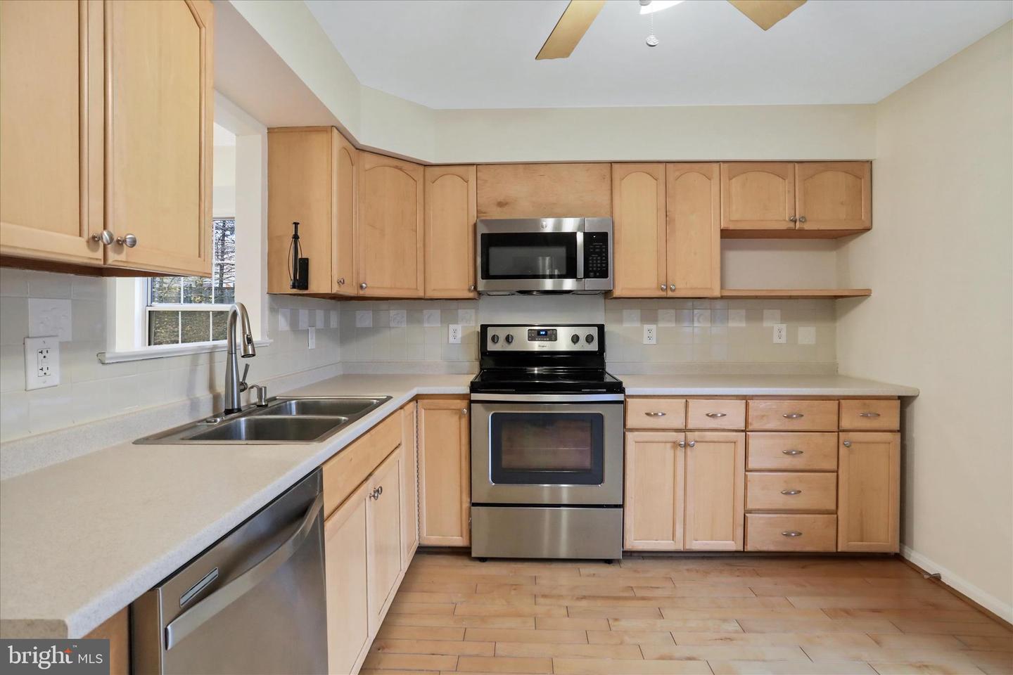 5716 OSPREY CT, CLIFTON, Virginia 20124, 2 Bedrooms Bedrooms, ,2 BathroomsBathrooms,Residential,For sale,5716 OSPREY CT,VAFX2278972 MLS # VAFX2278972 5716 OSPREY CT, CLIFTON, Virginia 20124, 2 Bedrooms Bedrooms, ,2 BathroomsBathrooms,Residential,For sale,5716 OSPREY CT,VAFX2278972 MLS # VAFX2278972