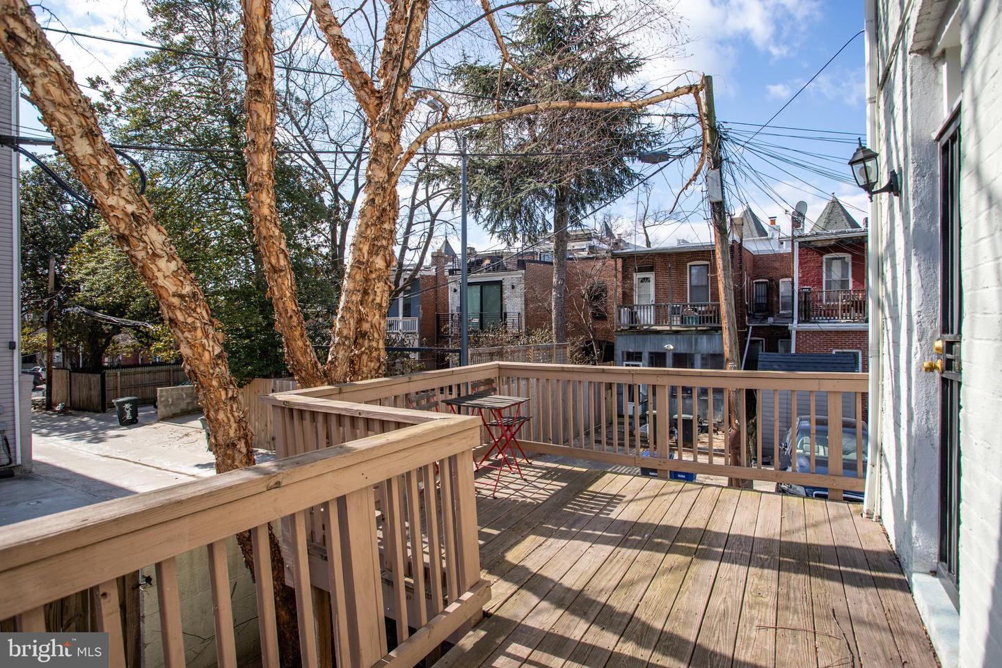 15 TODD PL NE, WASHINGTON, District Of Columbia 20002, 4 Bedrooms Bedrooms, ,2 BathroomsBathrooms,Residential,For sale,15 TODD PL NE,DCDC2231724 MLS # DCDC2231724