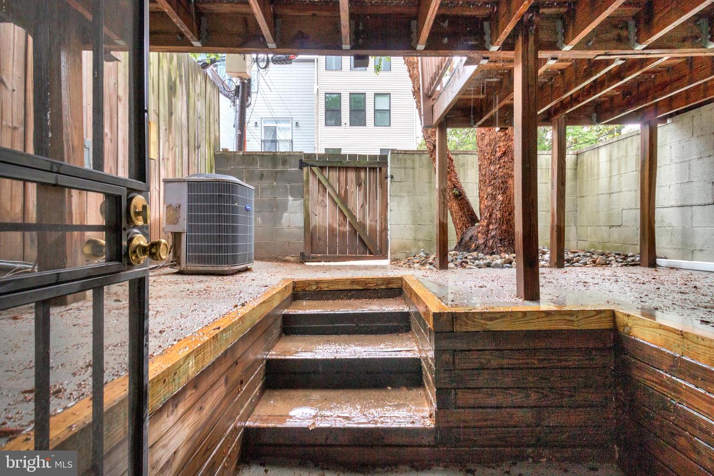 15 TODD PL NE, WASHINGTON, District Of Columbia 20002, 4 Bedrooms Bedrooms, ,2 BathroomsBathrooms,Residential,For sale,15 TODD PL NE,DCDC2231724 MLS # DCDC2231724